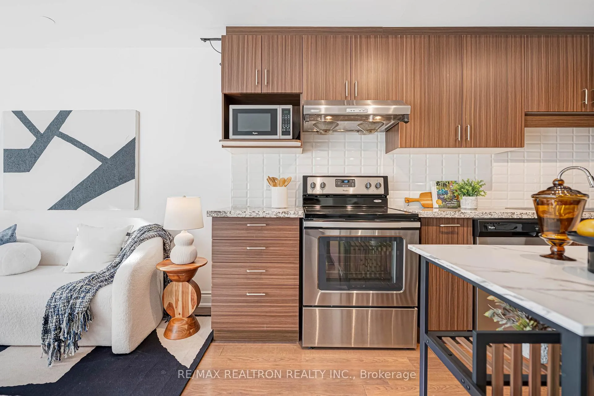Photo 14 of Unit 602, 33 Clegg Road, Markham, Unionville — HOMEH