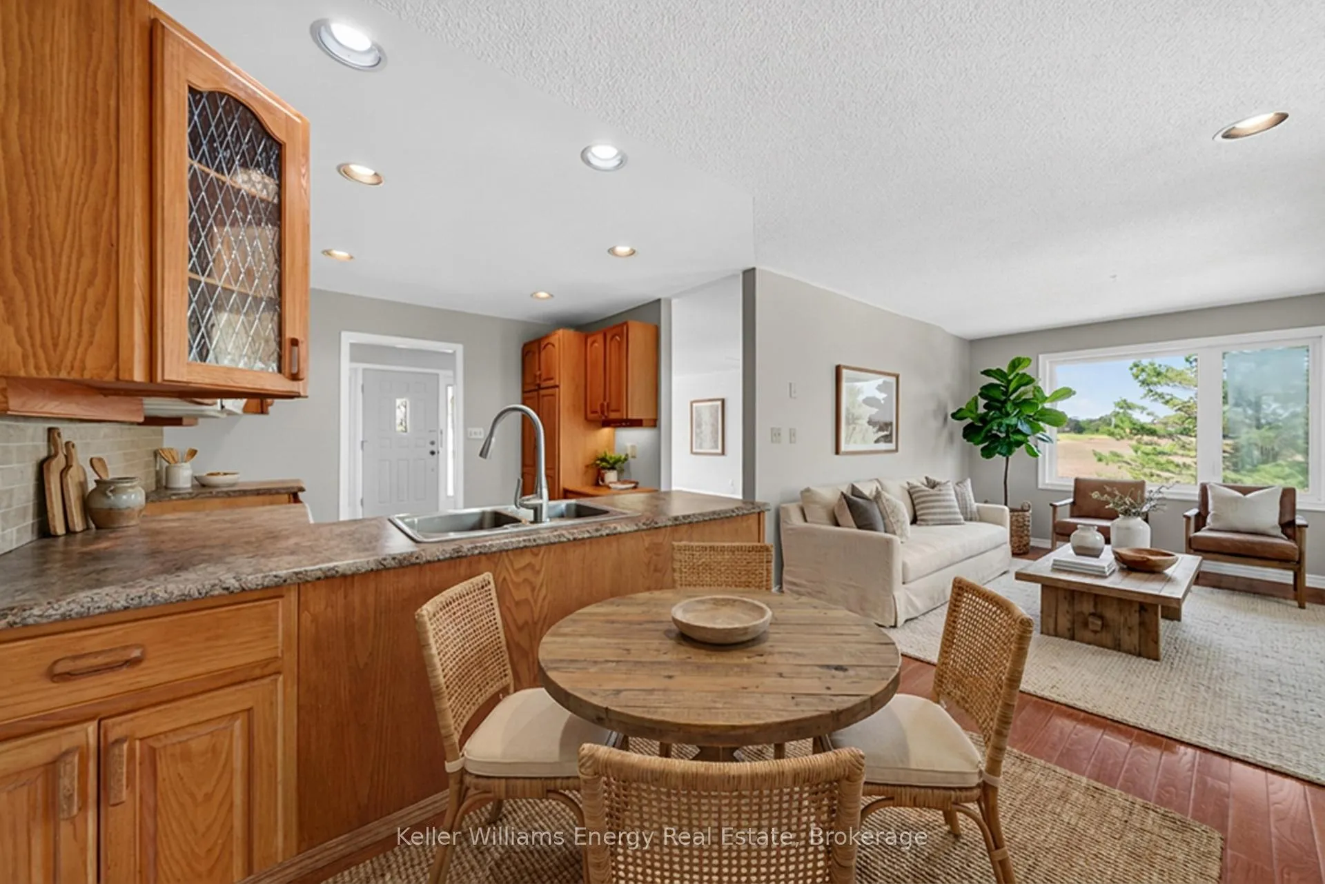 Photo 39 of 658 Ridge Road, Prince Edward County, Hallowell Ward — HOMEH