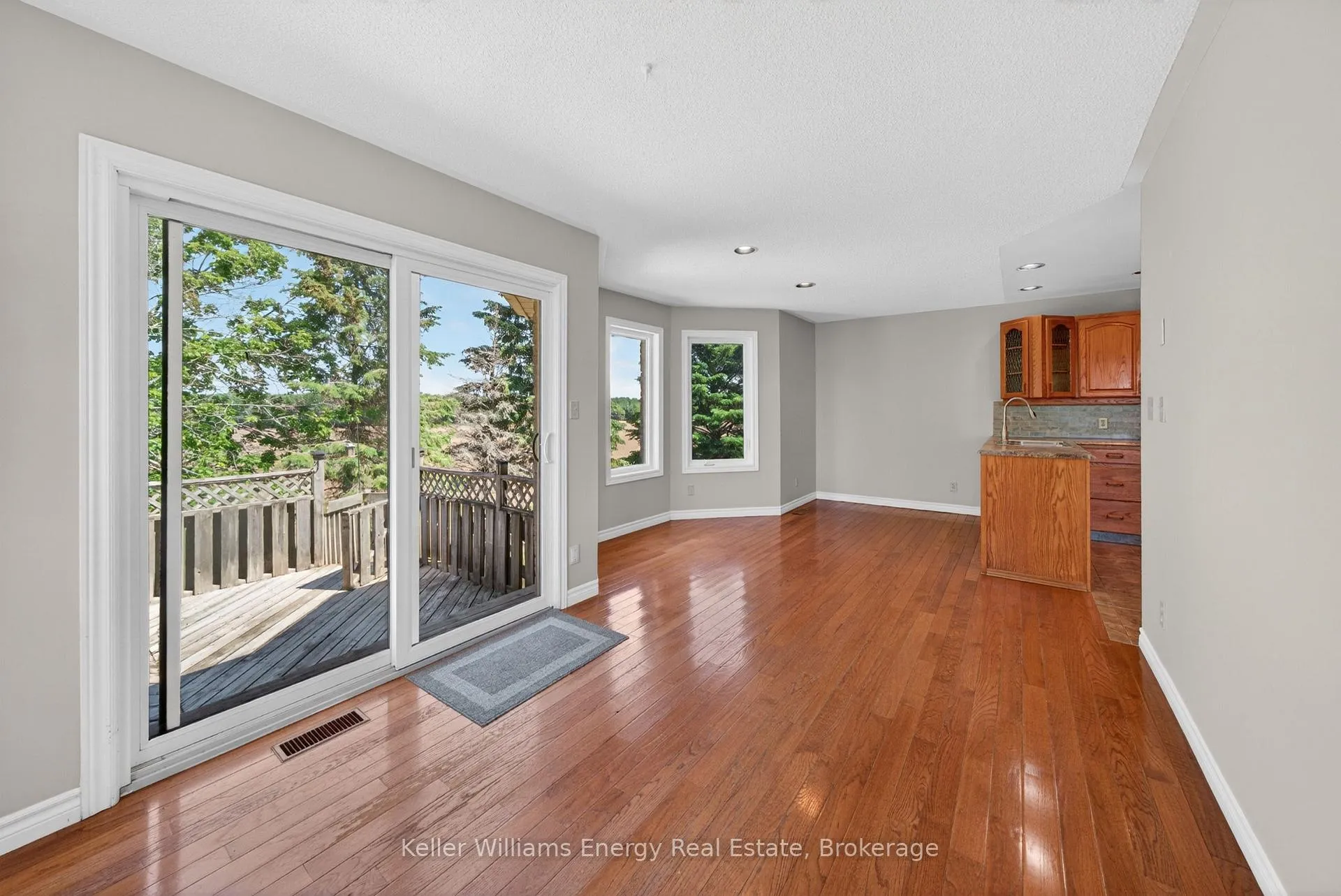 Photo 44 of 658 Ridge Road, Prince Edward County, Hallowell Ward — HOMEH