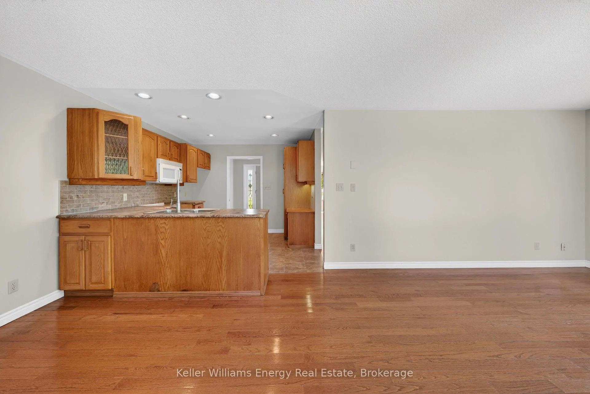 Photo 45 of 658 Ridge Road, Prince Edward County, Hallowell Ward — HOMEH