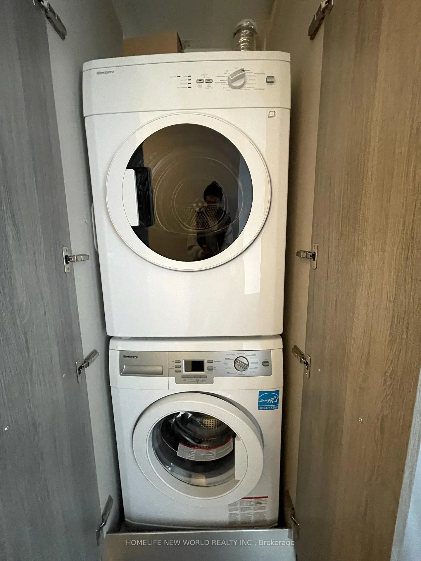 Photo 11 of Unit 1701, 28 Wellesley Street E, Toronto, Church-Yonge Corridor — HOMEH