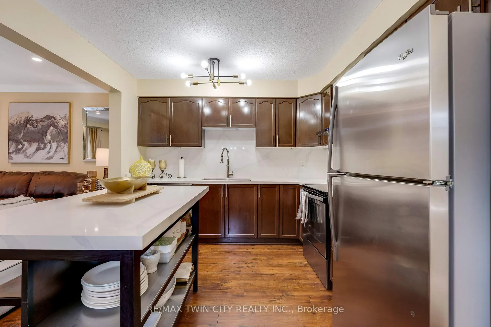 Photo 10 of 538 Beaumont Crescent, Kitchener — HOMEH