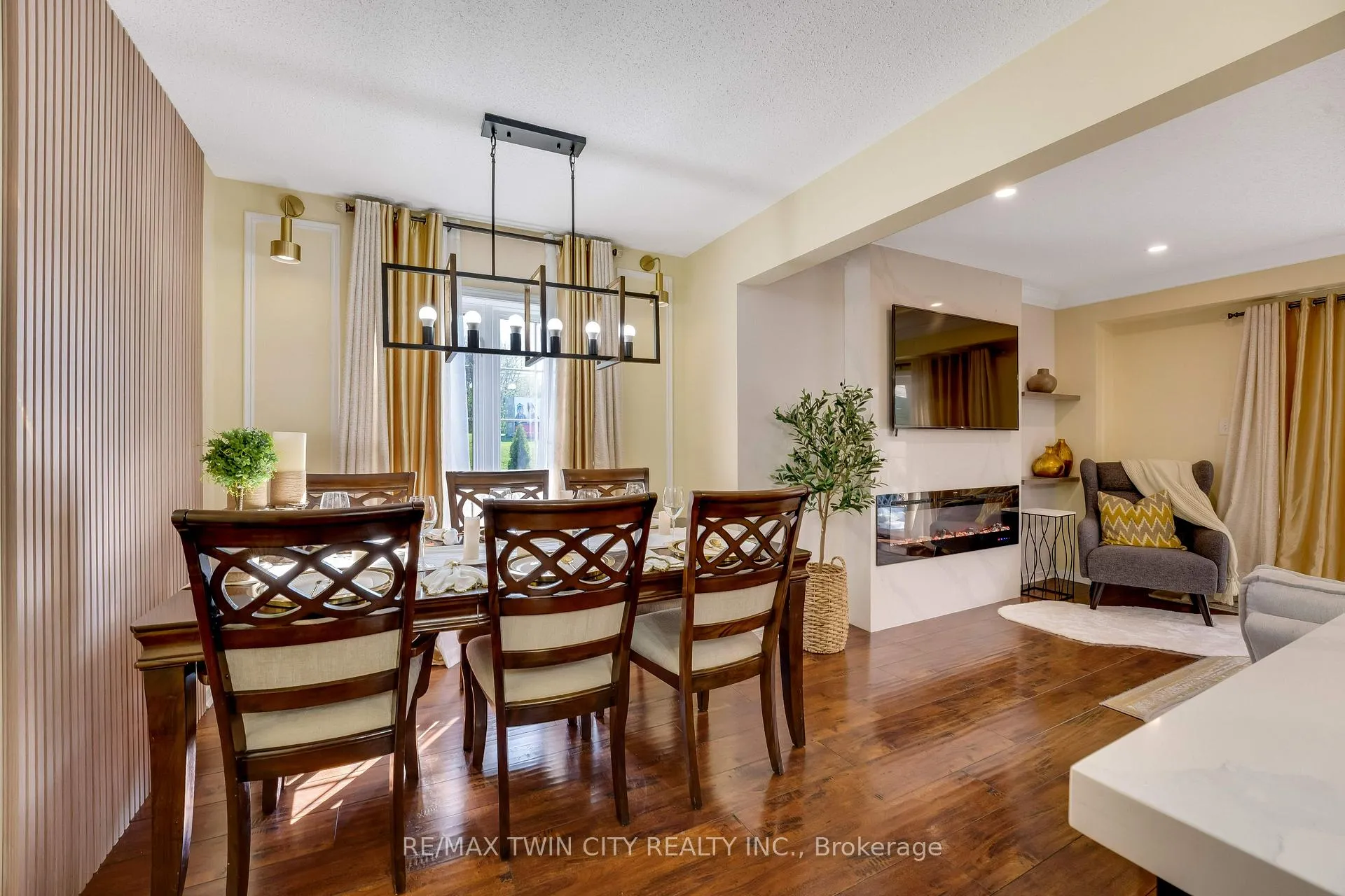 Photo 13 of 538 Beaumont Crescent, Kitchener — HOMEH