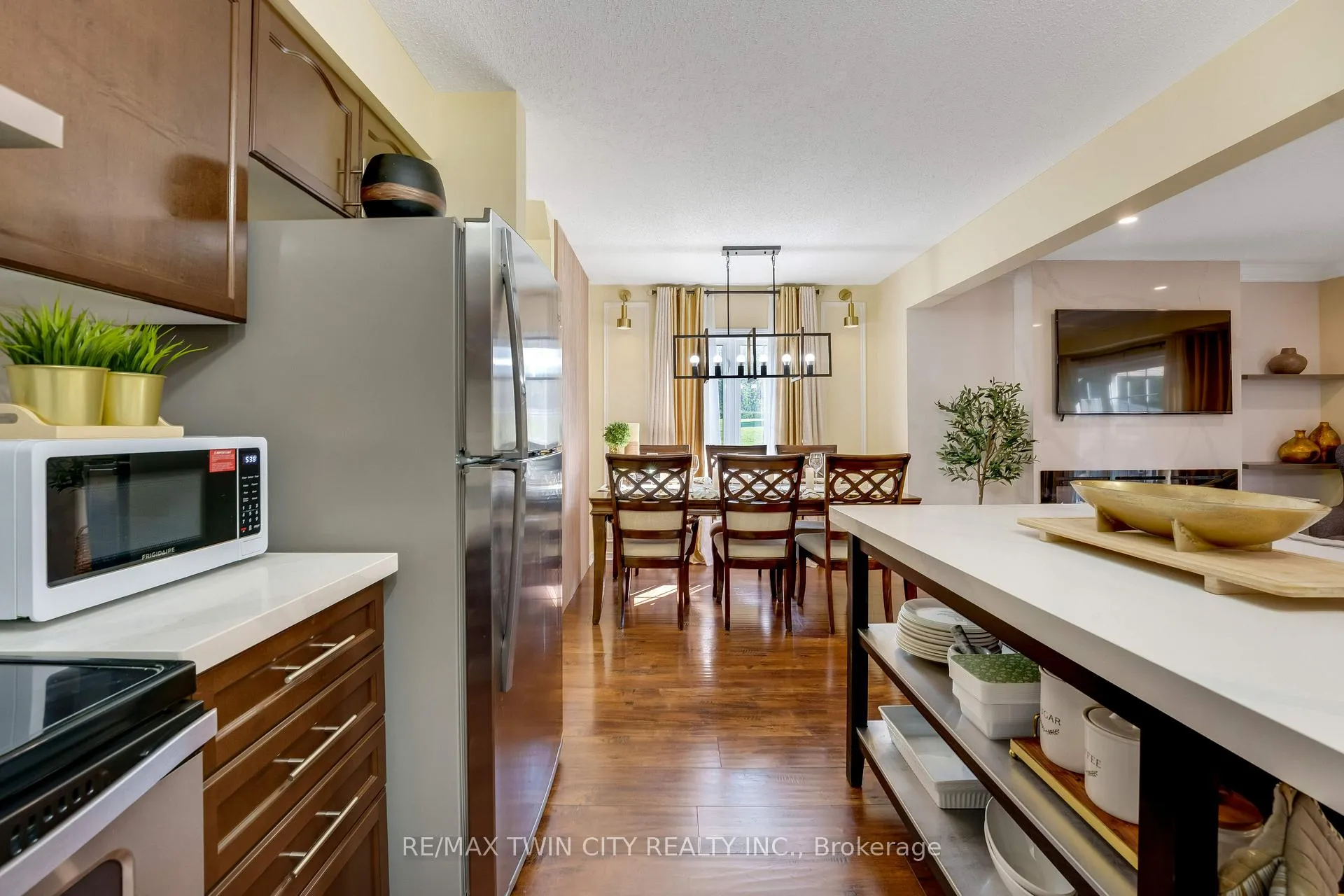 Photo 16 of 538 Beaumont Crescent, Kitchener — HOMEH