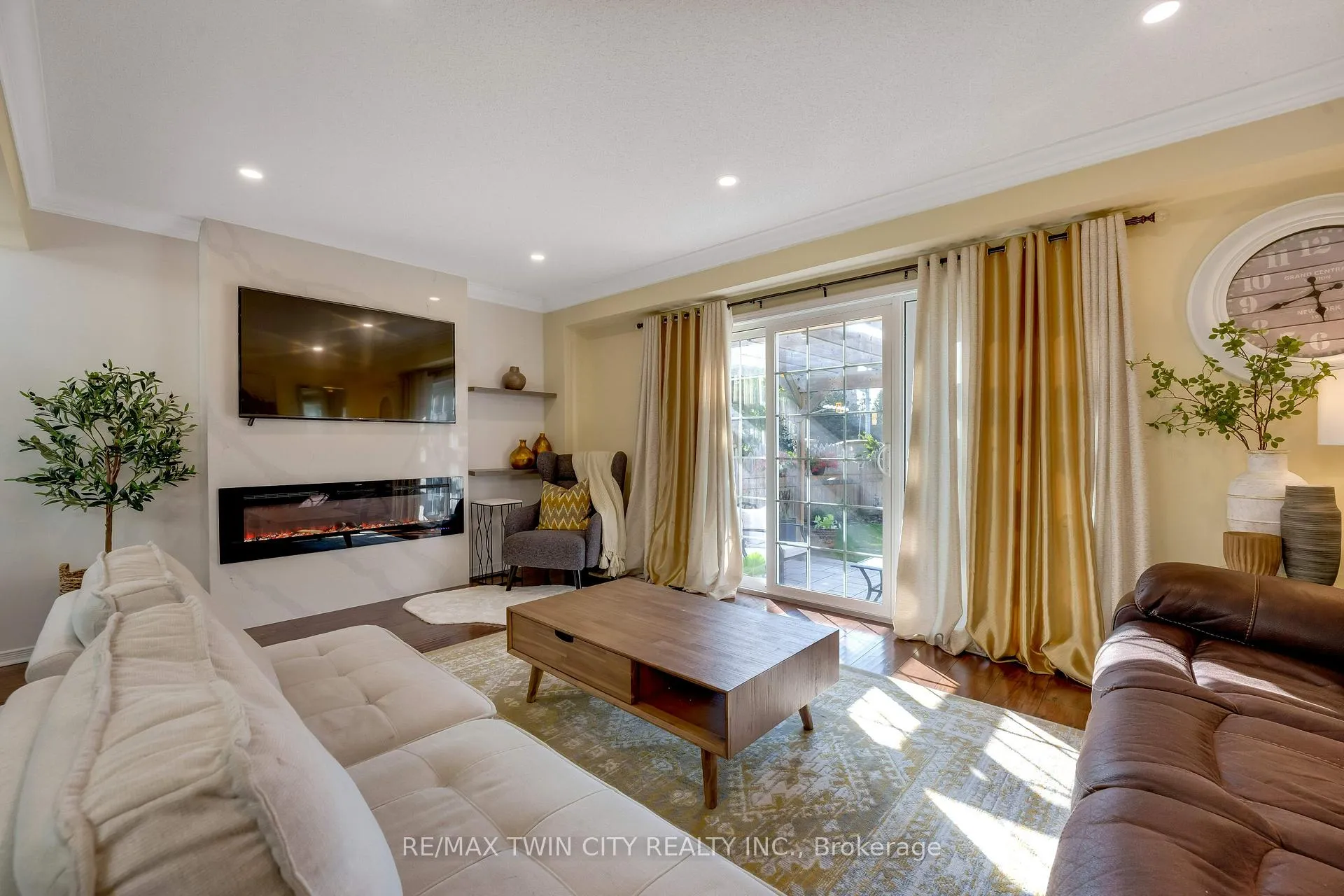 Photo 26 of 538 Beaumont Crescent, Kitchener — HOMEH