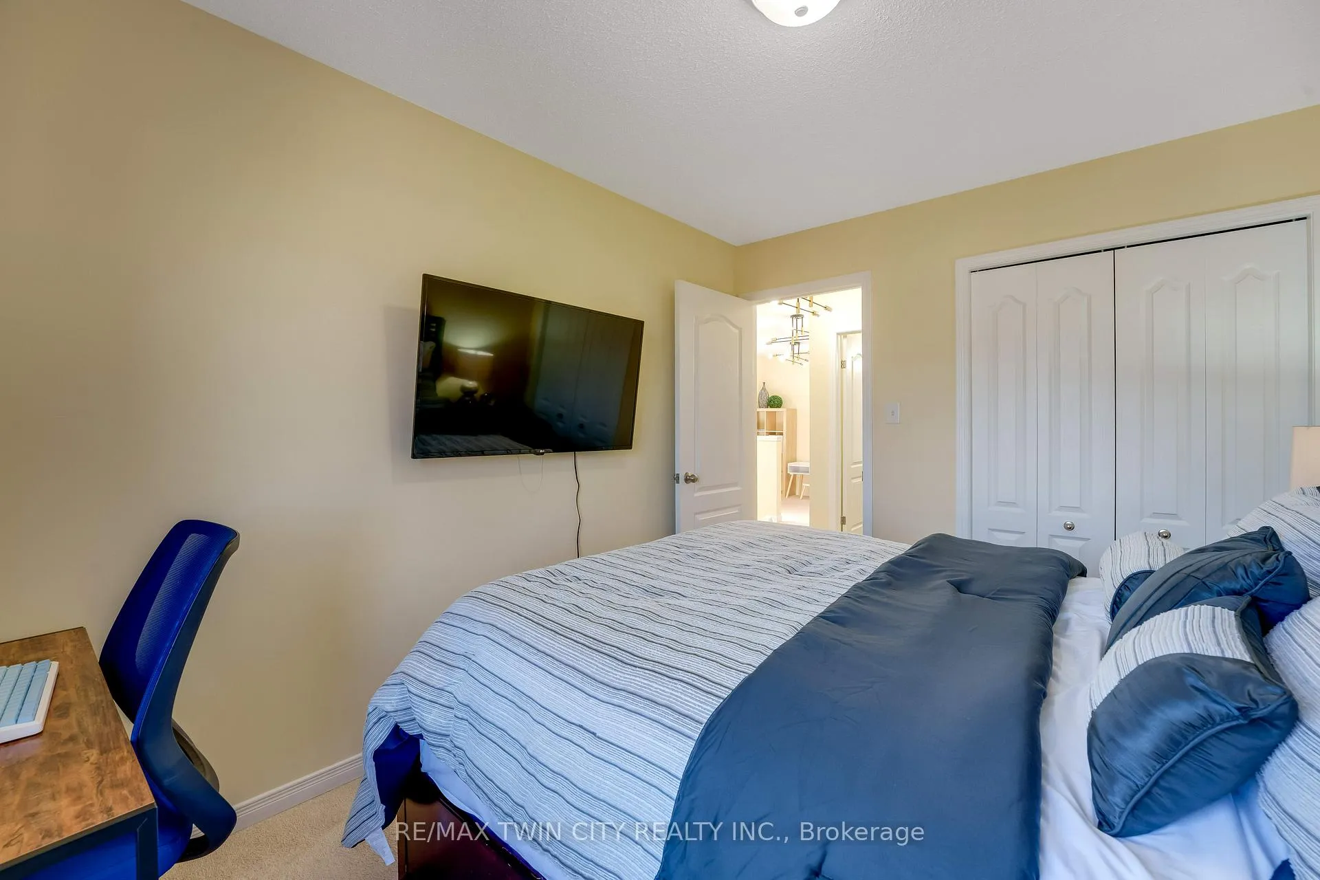 Photo 62 of 538 Beaumont Crescent, Kitchener — HOMEH