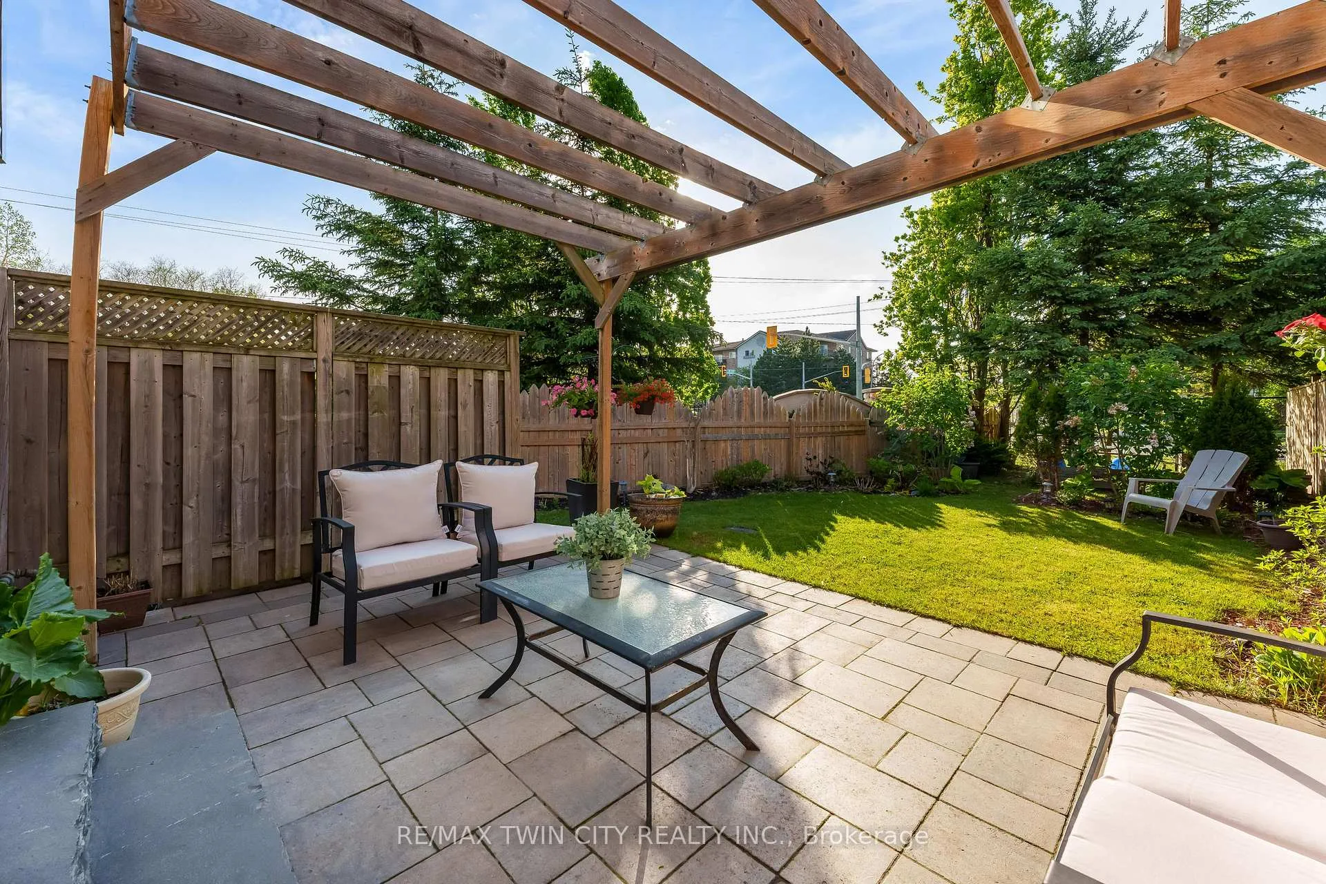 Photo 71 of 538 Beaumont Crescent, Kitchener — HOMEH