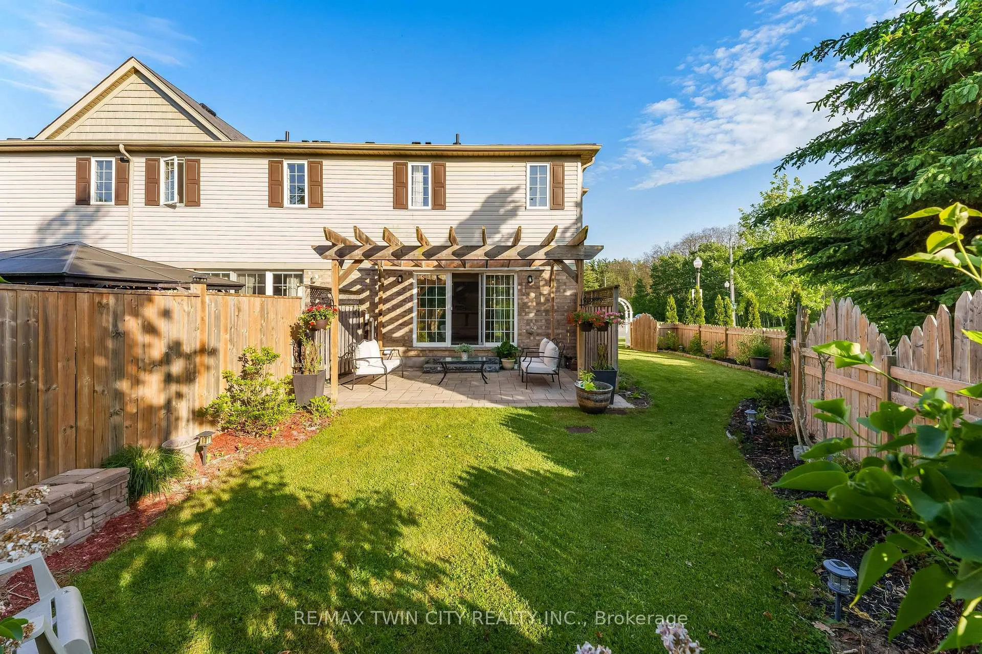 Photo 75 of 538 Beaumont Crescent, Kitchener — HOMEH