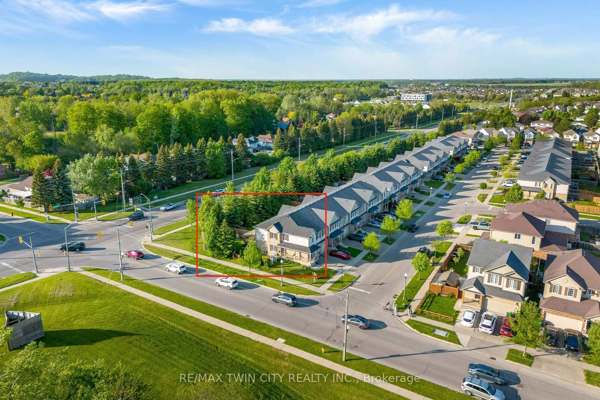 Photo 86 of 538 Beaumont Crescent, Kitchener — HOMEH