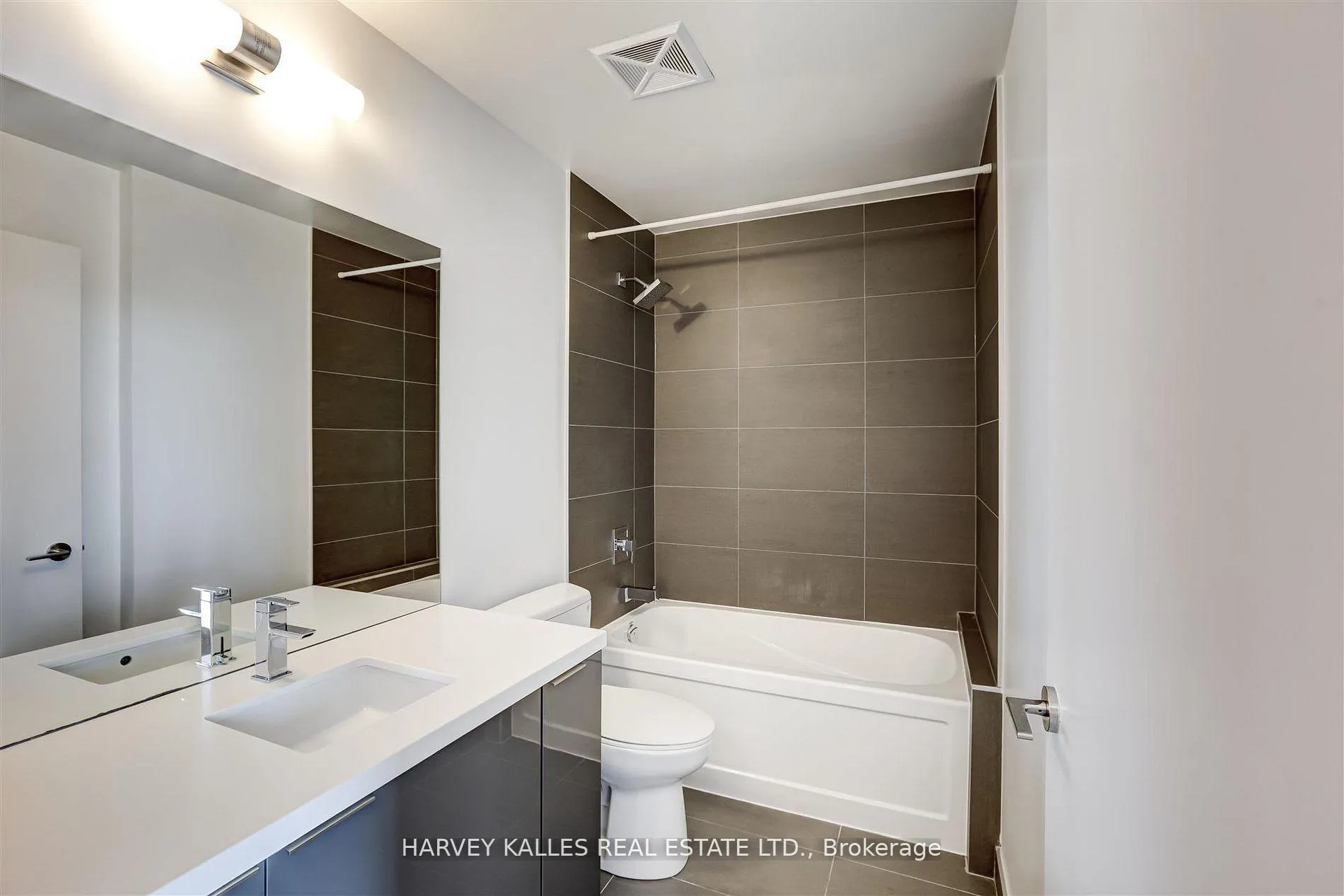 Photo 63 of Unit 5209, 8 Eglinton Avenue E, Toronto, Yonge-Eglinton — HOMEH