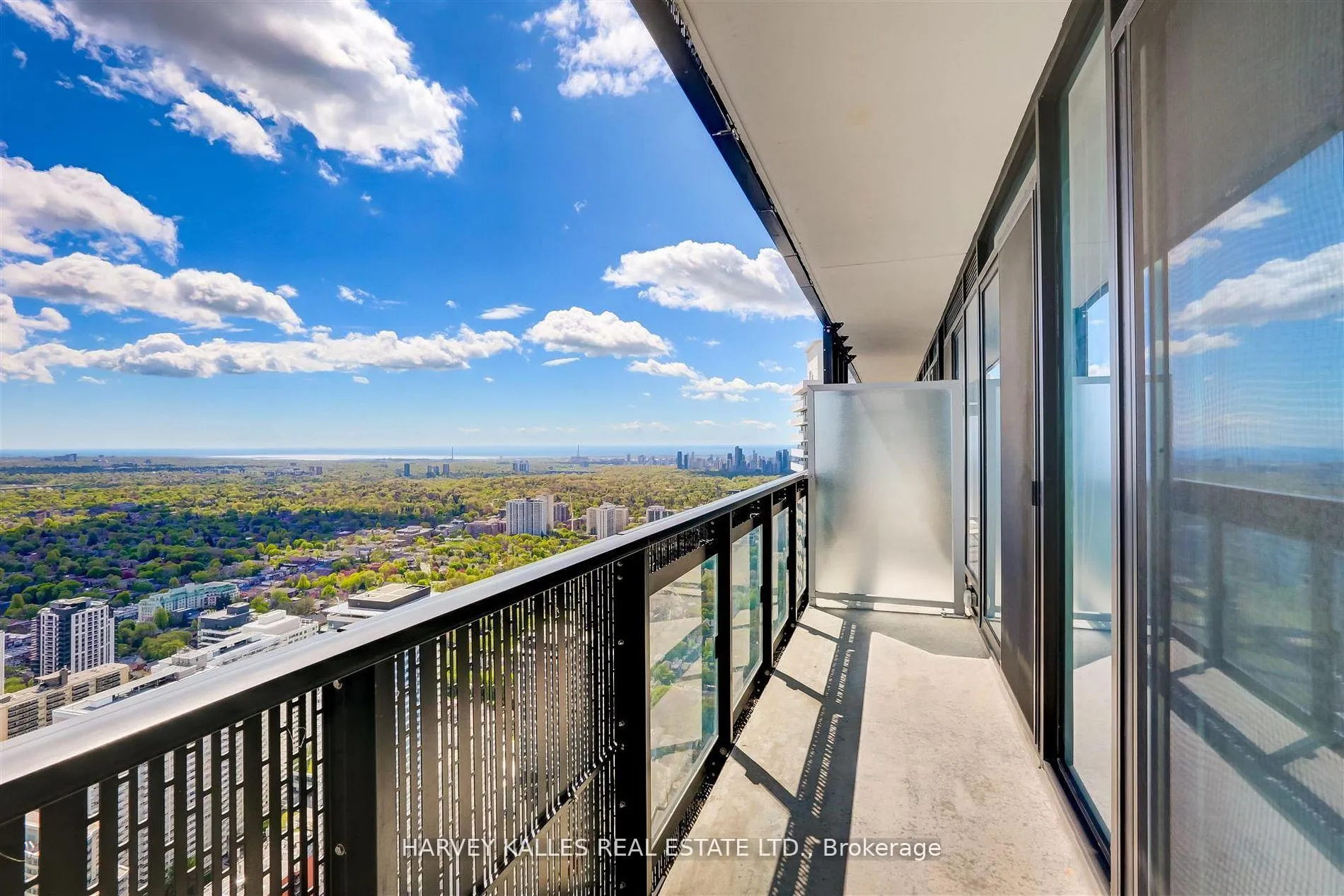 Photo 67 of Unit 5209, 8 Eglinton Avenue E, Toronto, Yonge-Eglinton — HOMEH