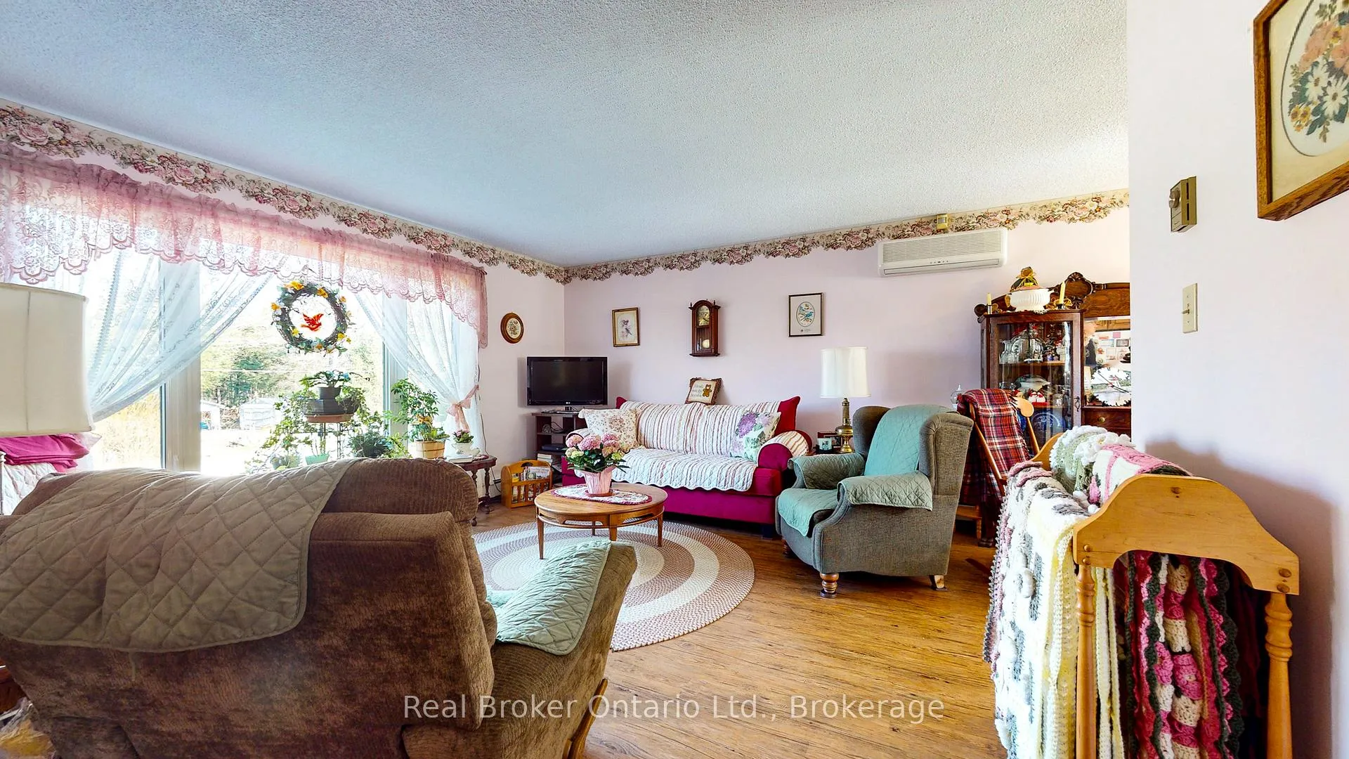 Photo 54 of 14 Seneca Crescent, Tiny, Rural Tiny — HOMEH