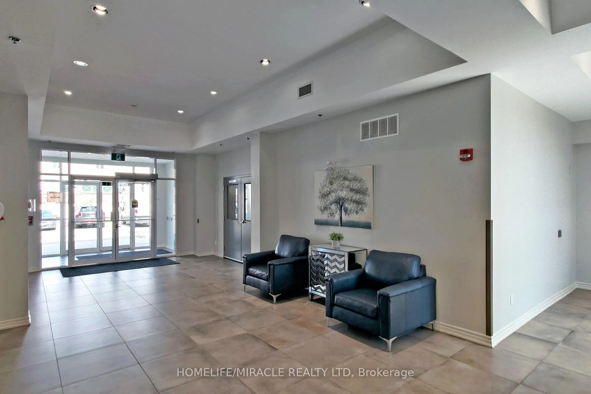 Photo 9 of Unit 402, 1370 Costigan Road, Milton, Clarke — HOMEH