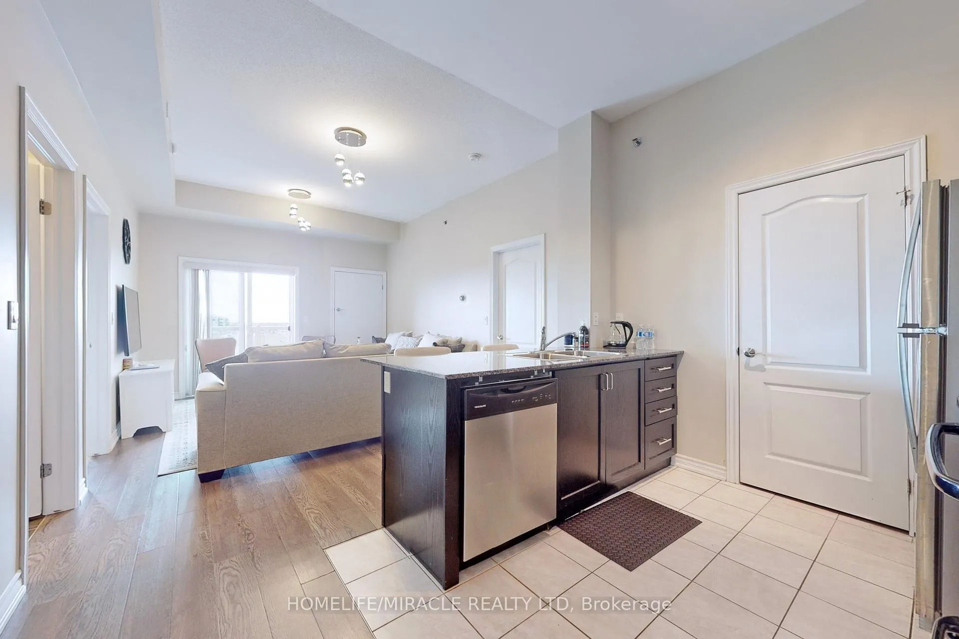 Photo 29 of Unit 402, 1370 Costigan Road, Milton, Clarke — HOMEH