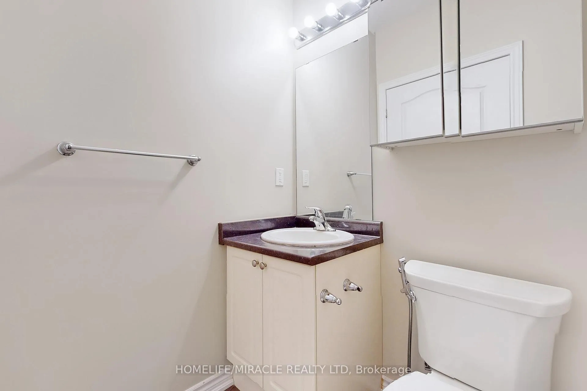 Photo 52 of Unit 402, 1370 Costigan Road, Milton, Clarke — HOMEH