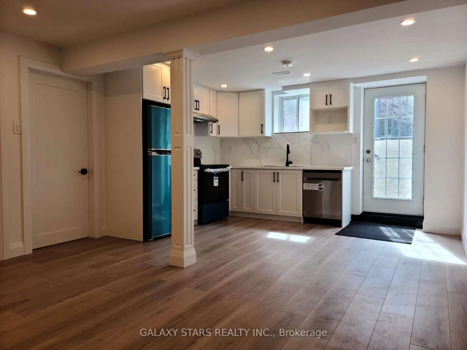 Photo 12 of Unit Bsmnt, 907 Oberland Drive, Oshawa, Pinecrest — HOMEH