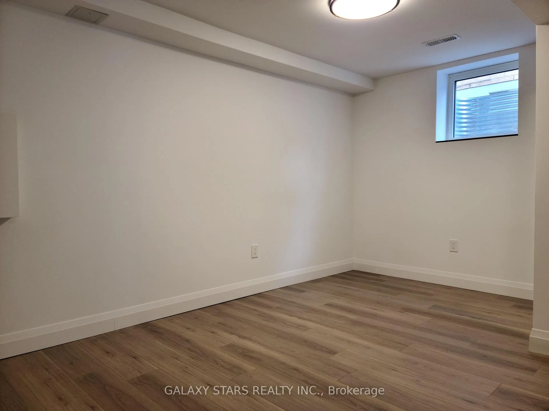 Photo 56 of Unit Bsmnt, 907 Oberland Drive, Oshawa, Pinecrest — HOMEH