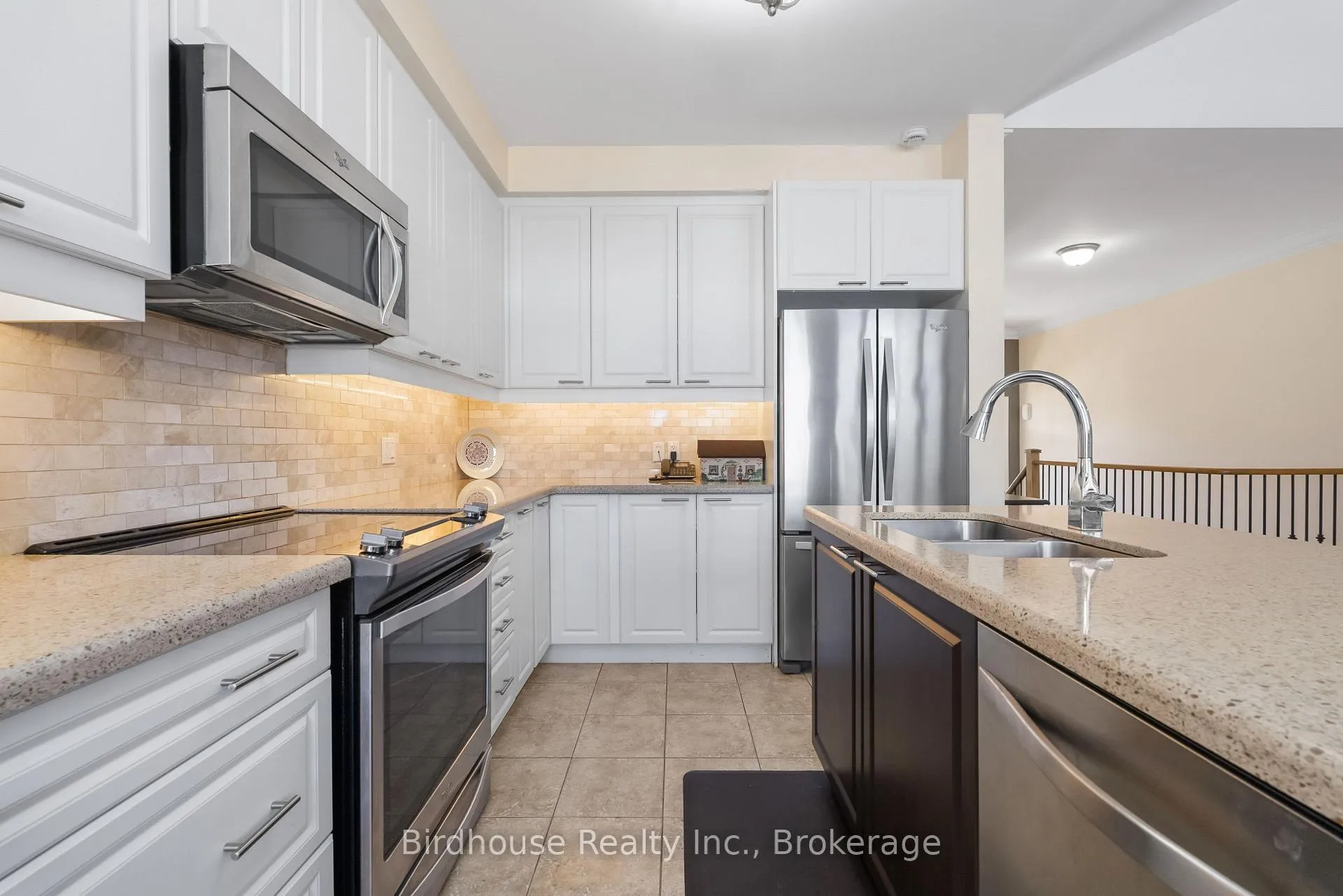 Photo 25 of 42 Logan Lane, Kawartha Lakes, Lindsay — HOMEH