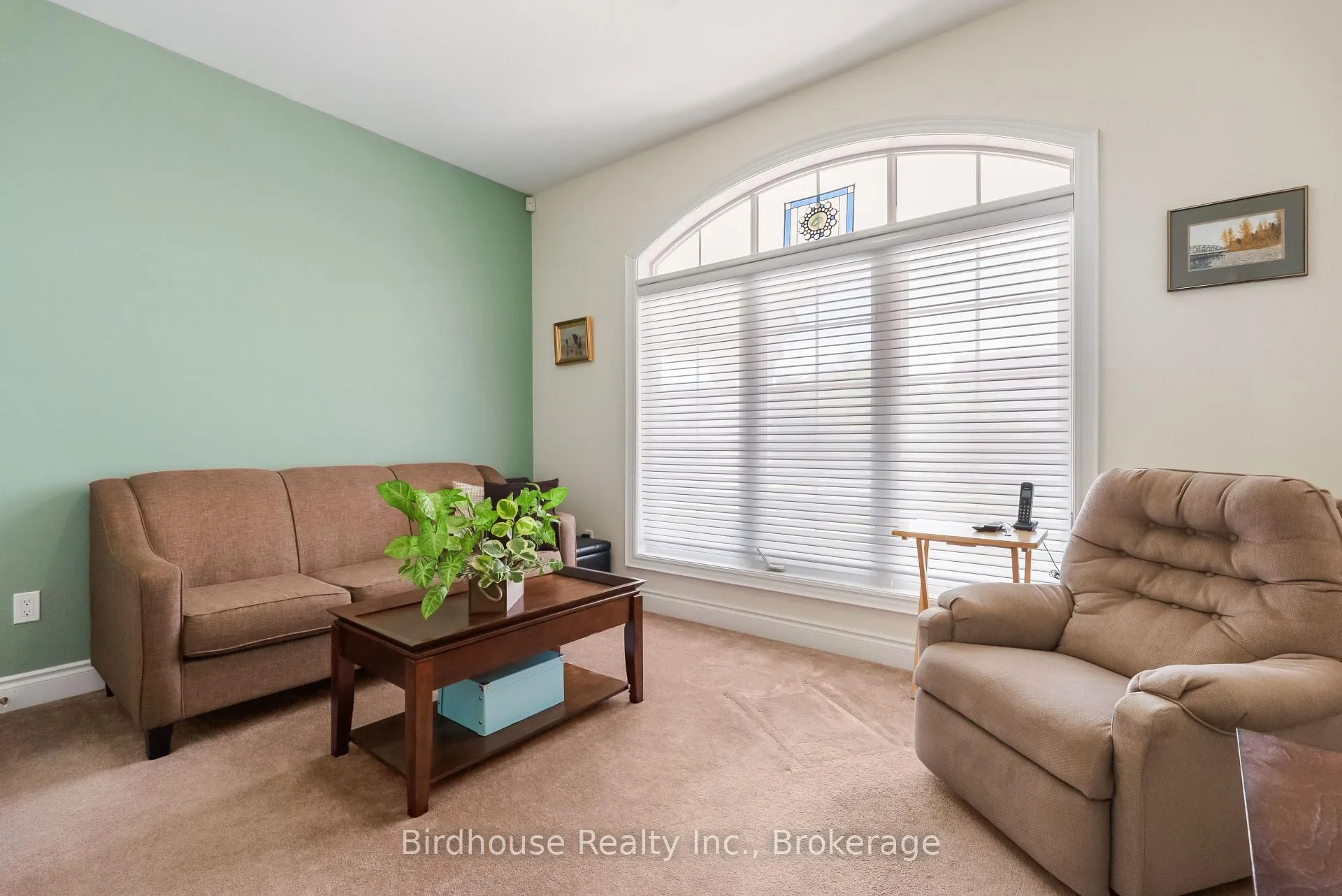 Photo 30 of 42 Logan Lane, Kawartha Lakes, Lindsay — HOMEH