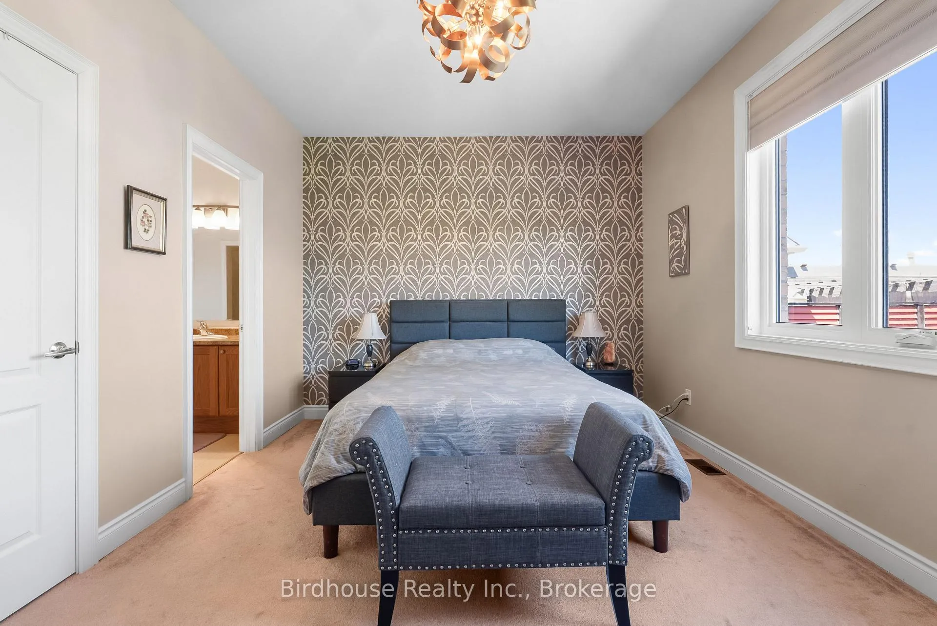 Photo 36 of 42 Logan Lane, Kawartha Lakes, Lindsay — HOMEH