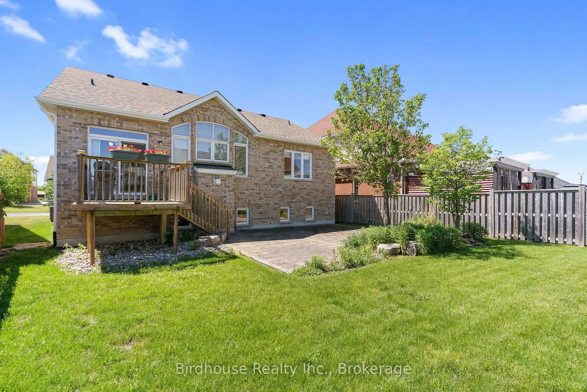 Photo 63 of 42 Logan Lane, Kawartha Lakes, Lindsay — HOMEH