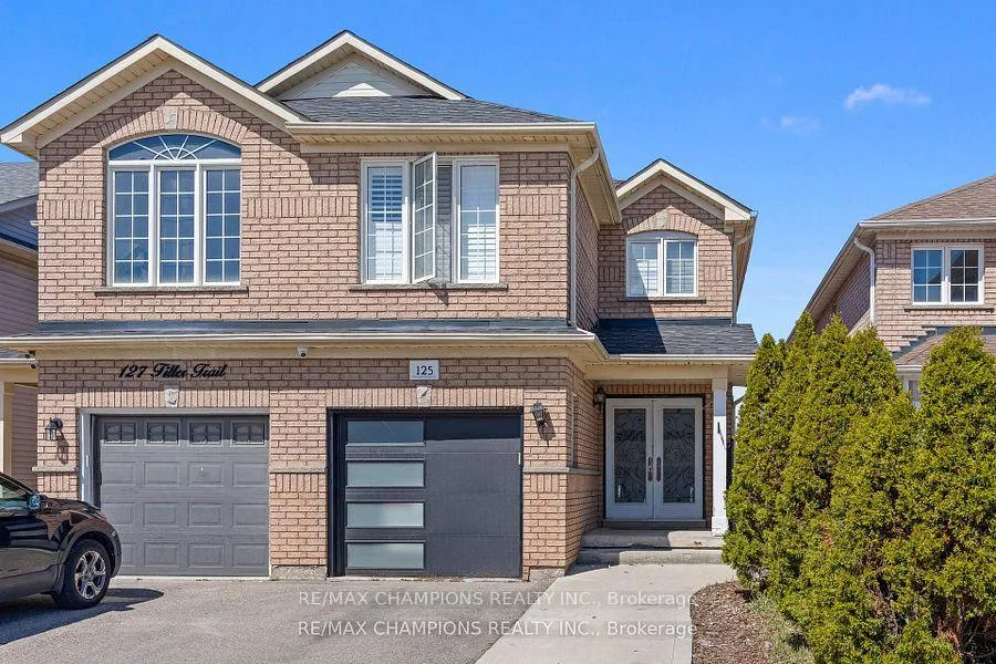 Photo 2 of 125 Tiller Trail, Brampton, Fletcher's Creek Village — HOMEH