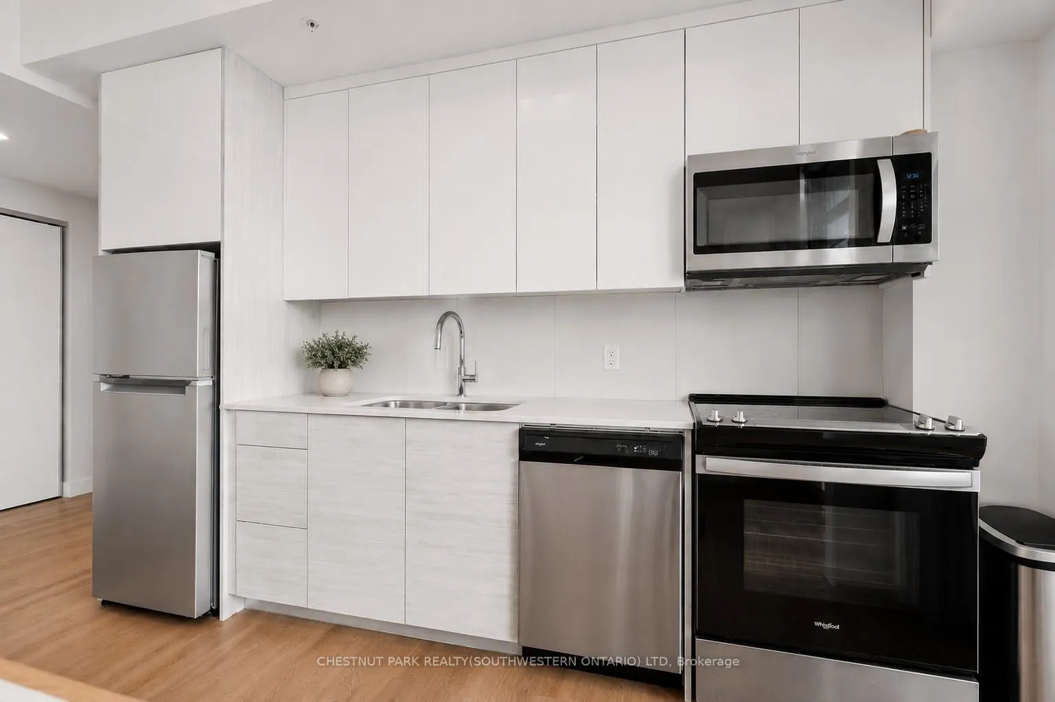 Photo 9 of Unit 714, 60 Frederick Street, Kitchener, City Commercial Core — HOMEH
