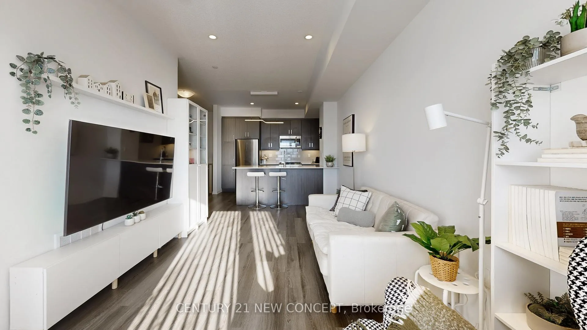 Photo 20 of Unit TH 284, 140 Honeycrisp Crescent, Vaughan, Vaughan Corporate Centre — HOMEH