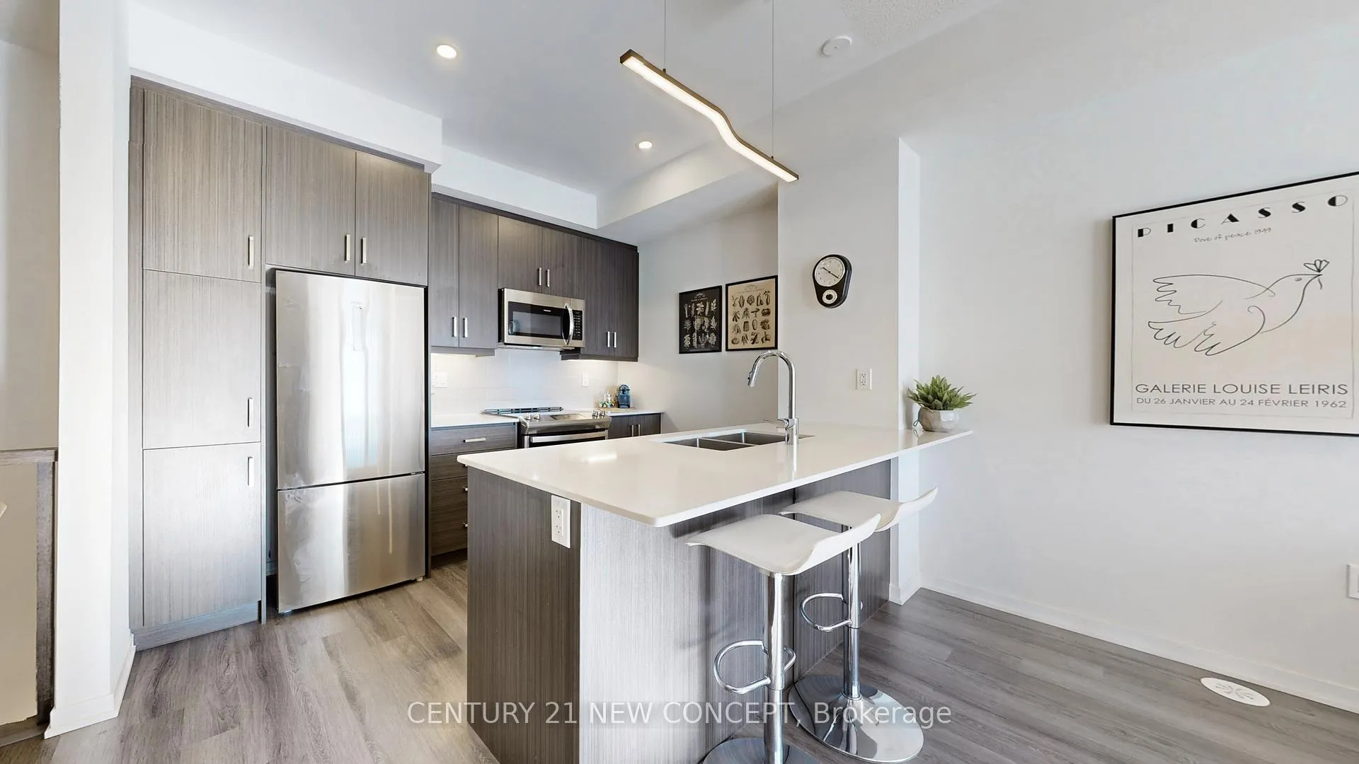 Photo 24 of Unit TH 284, 140 Honeycrisp Crescent, Vaughan, Vaughan Corporate Centre — HOMEH