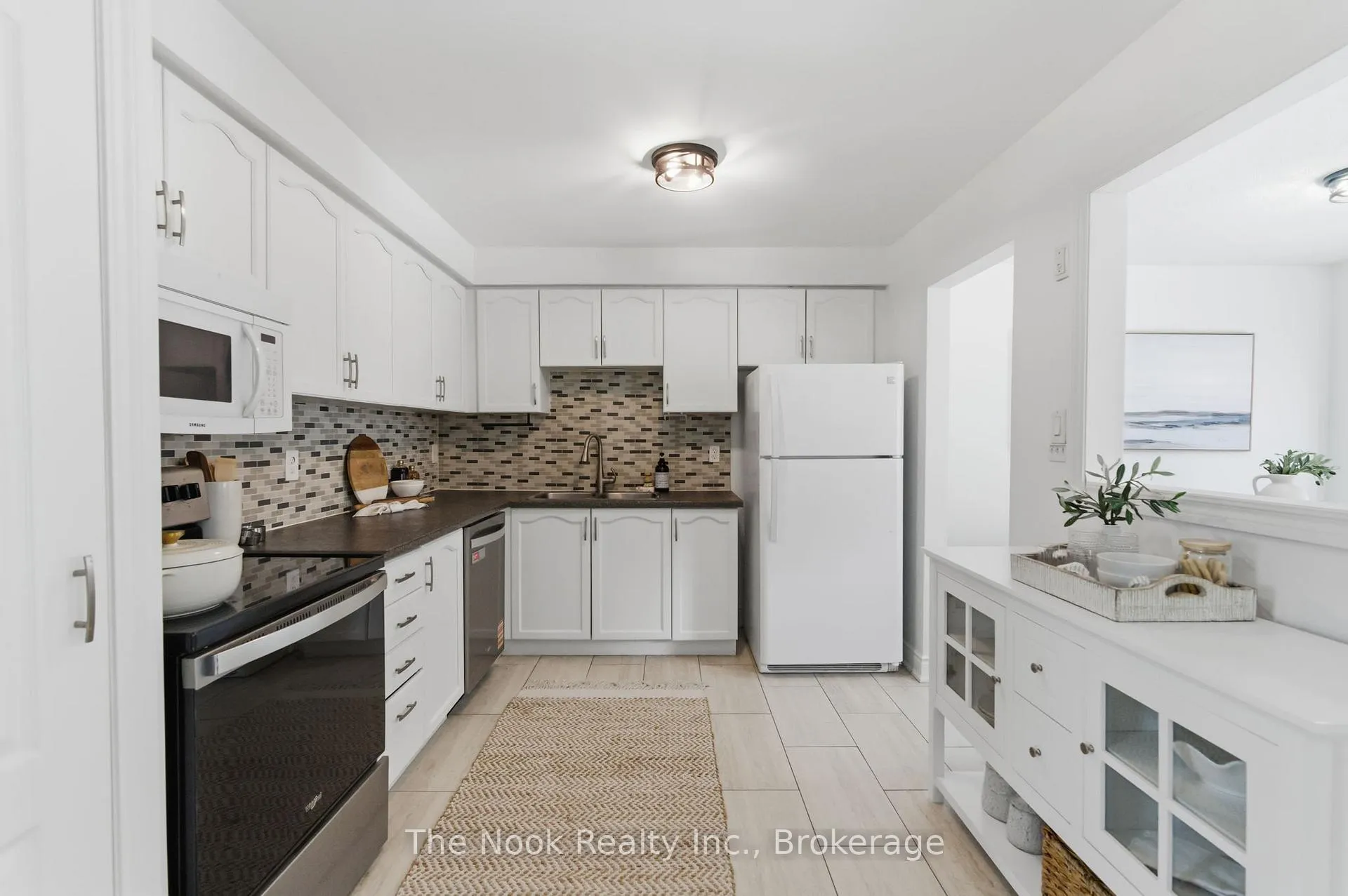 Photo 14 of 32 Pomeroy Street, Clarington, Bowmanville — HOMEH