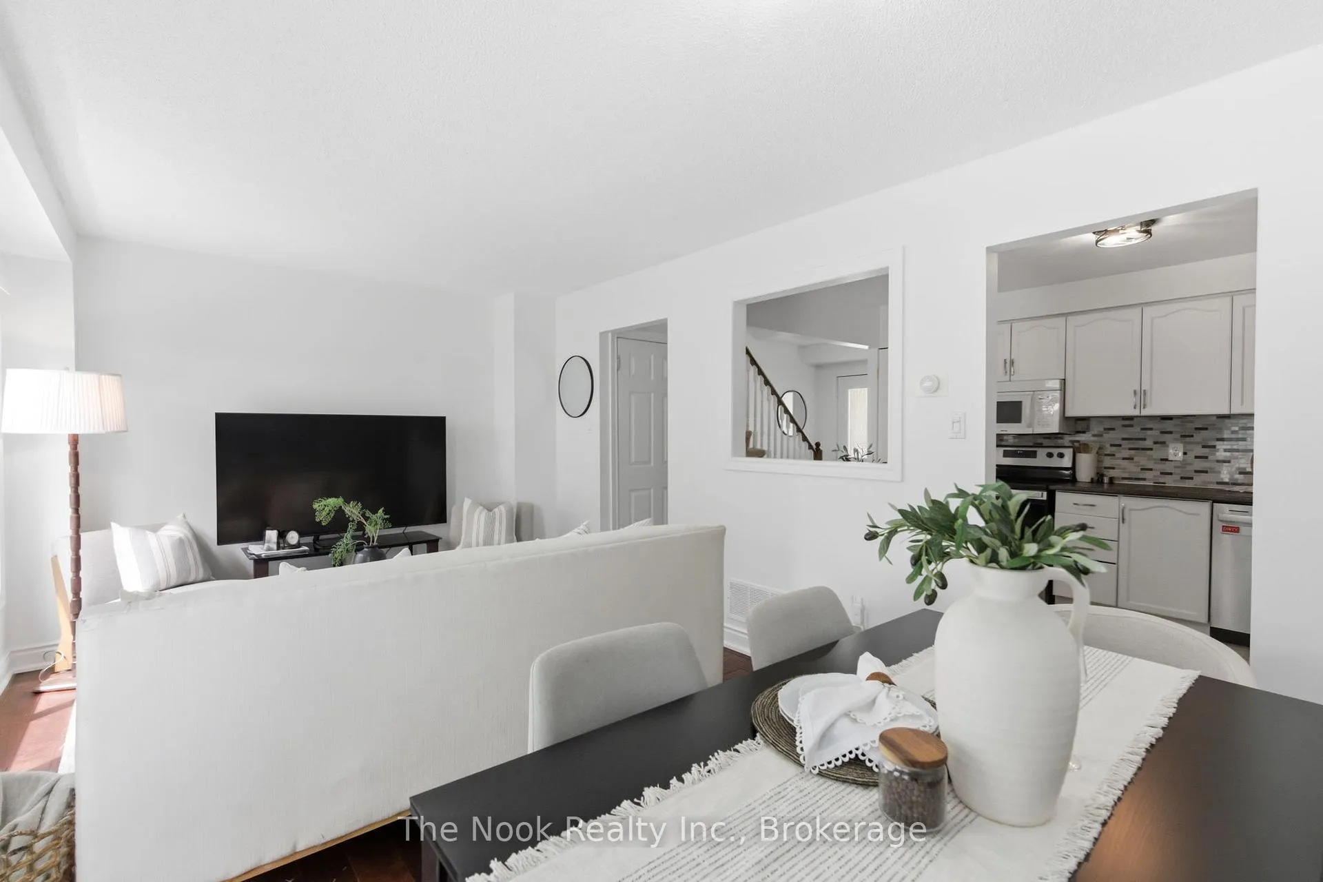 Photo 25 of 32 Pomeroy Street, Clarington, Bowmanville — HOMEH