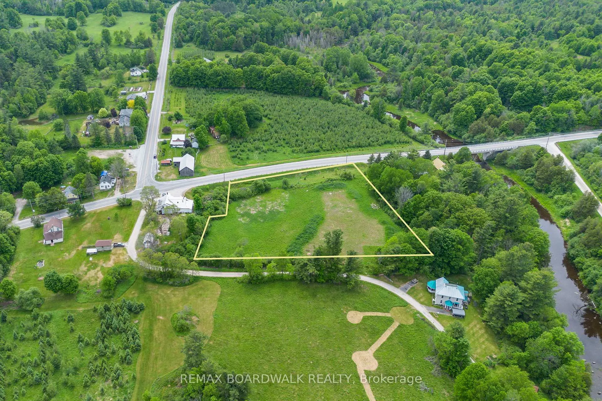 Photo 14 of 00 Mill Road, Tay Valley, Bathurst/Burgess & Sherbrooke (Bathurst) Twp — HOMEH
