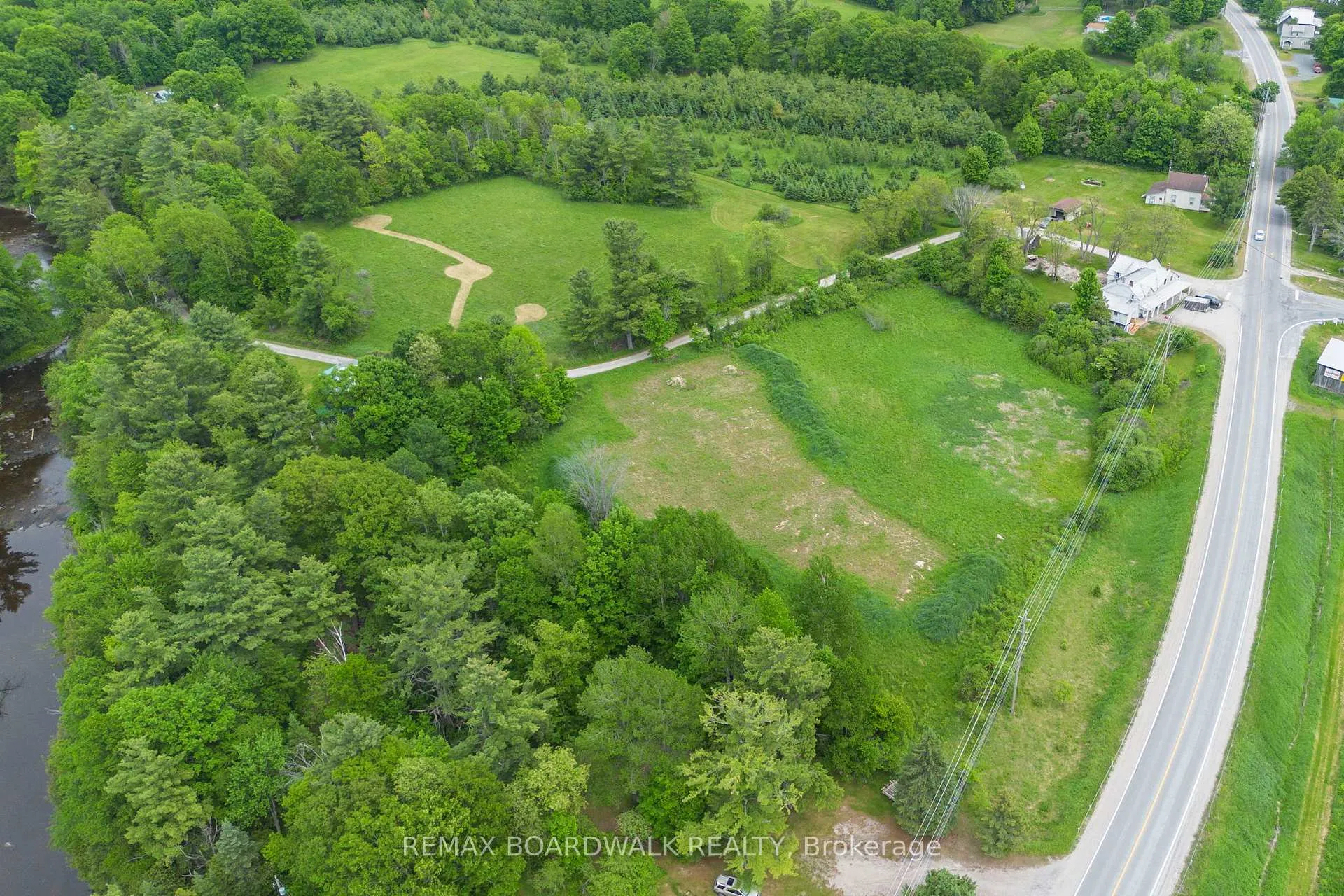 Photo 11 of 00 Mill Road, Tay Valley, Bathurst/Burgess & Sherbrooke (Bathurst) Twp — HOMEH