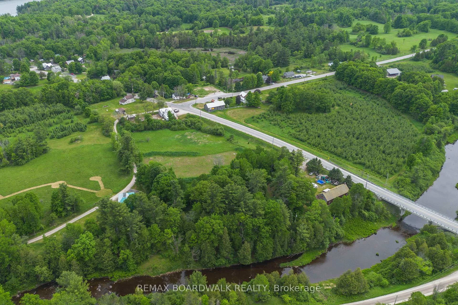 Photo 28 of 00 Mill Road, Tay Valley, Bathurst/Burgess & Sherbrooke (Bathurst) Twp — HOMEH