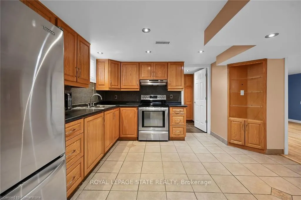 Photo 21 of Unit B, 221 Gray Road, Hamilton, Riverdale — HOMEH