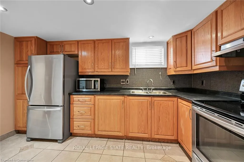 Photo 25 of Unit B, 221 Gray Road, Hamilton, Riverdale — HOMEH