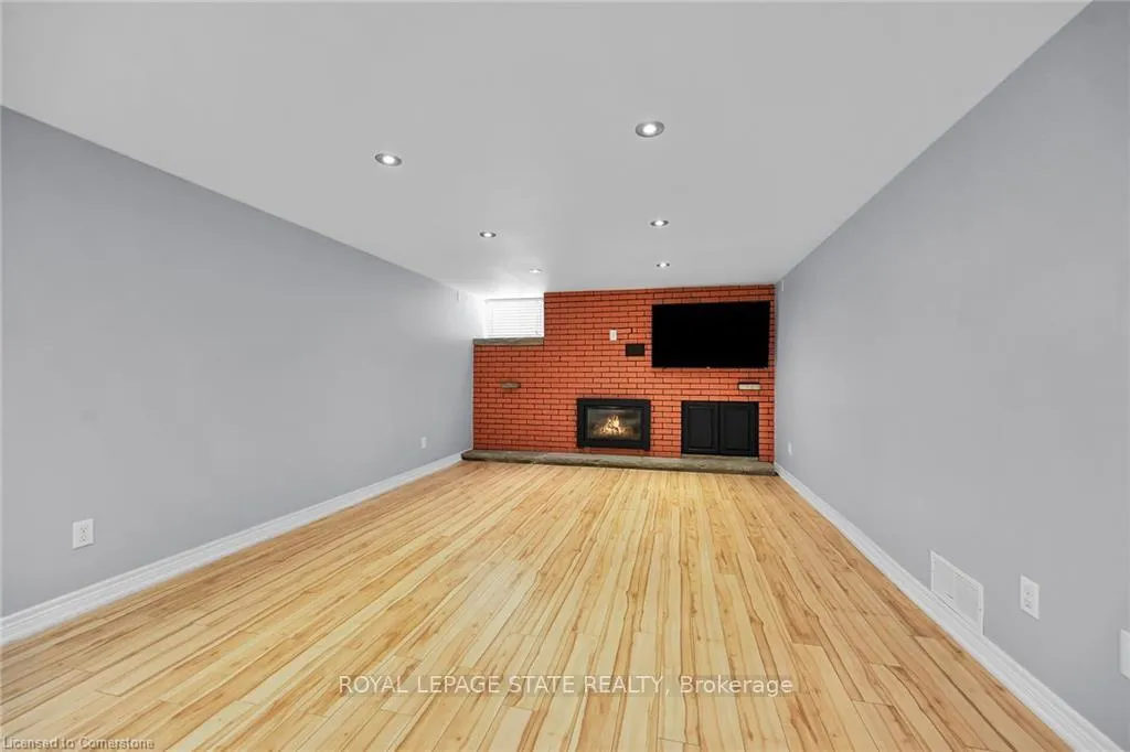 Photo 29 of Unit B, 221 Gray Road, Hamilton, Riverdale — HOMEH