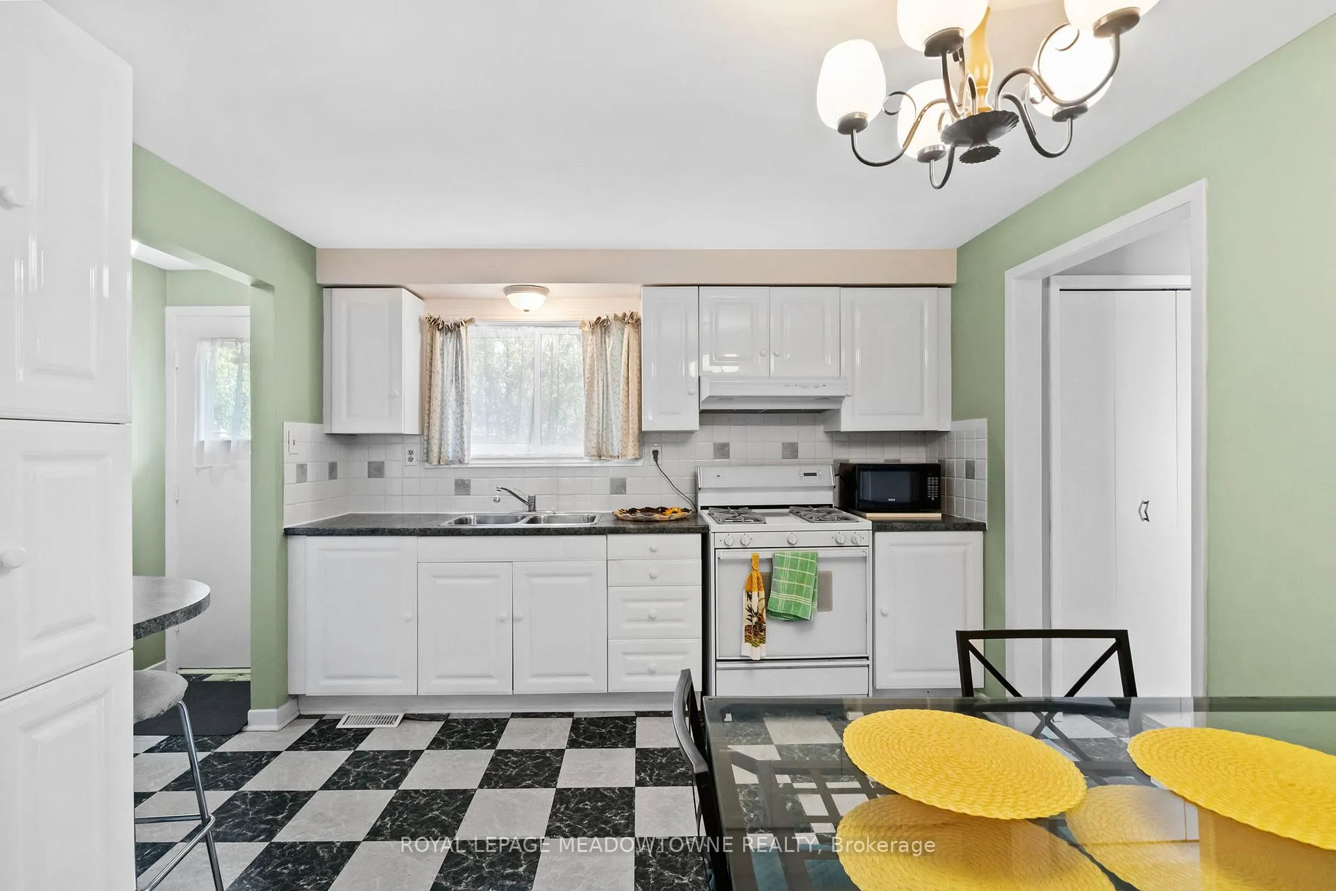 Photo 12 of 761 Banting Court, Milton, Dorset Park — HOMEH