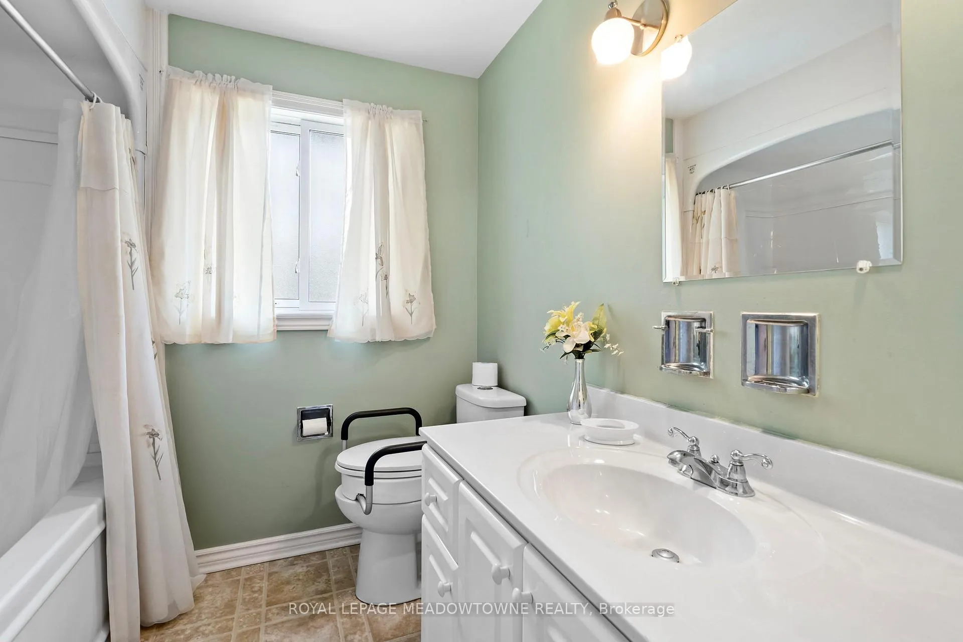 Photo 52 of 761 Banting Court, Milton, Dorset Park — HOMEH