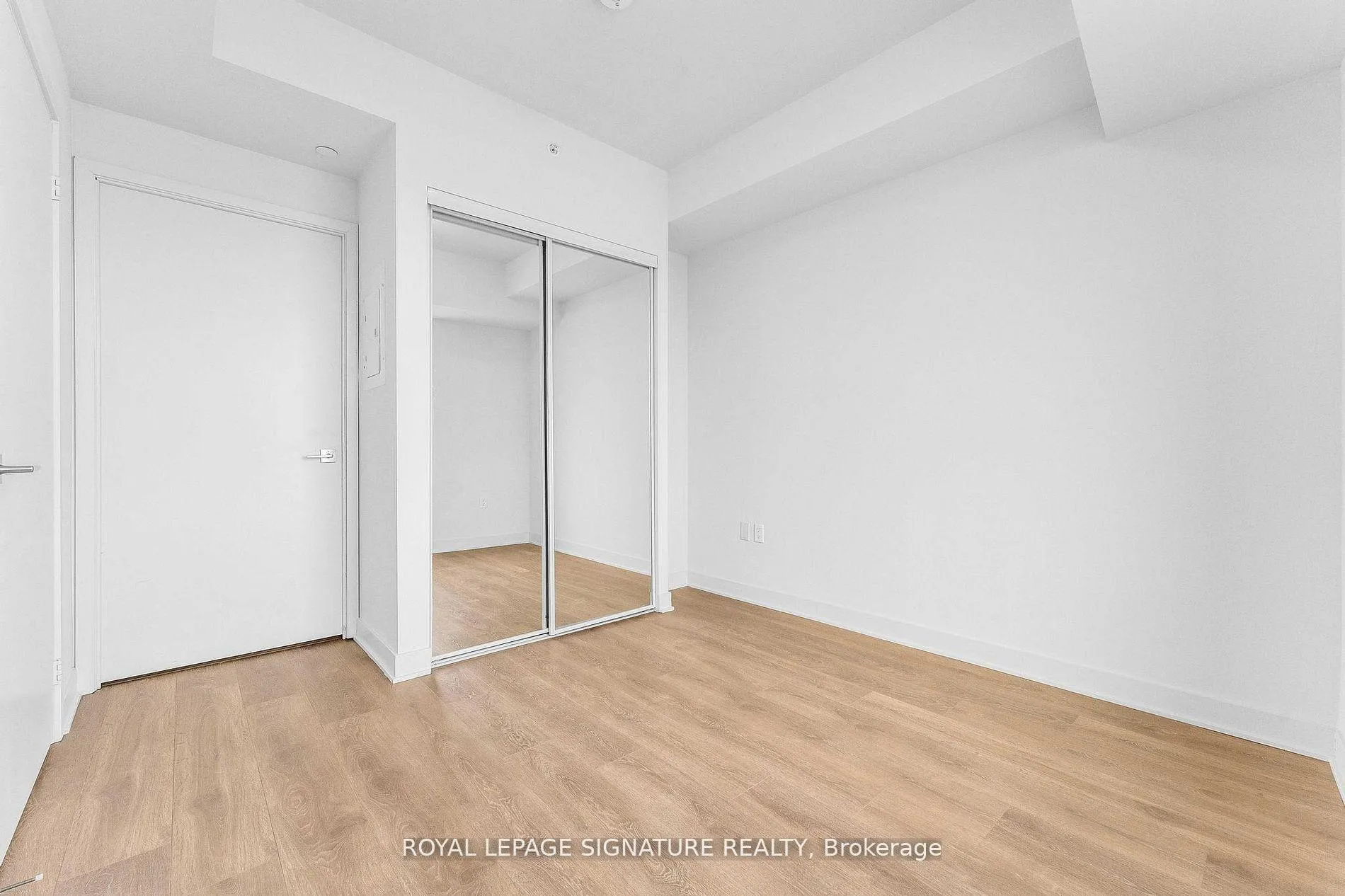 Photo 29 of Unit 4908, 2920 Highway 7 Road, Vaughan, Concord — HOMEH