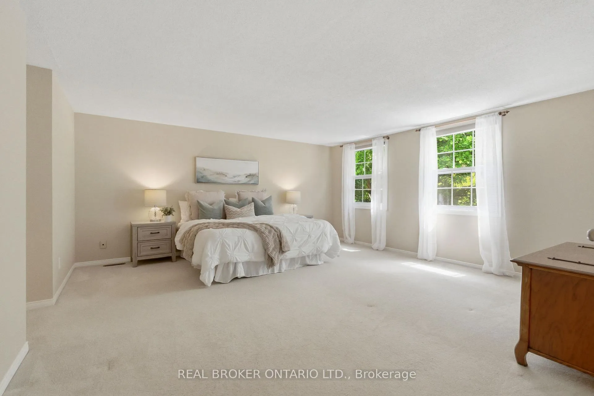 Photo 50 of 2241 Mansfield Drive, Burlington, Tyandaga — HOMEH