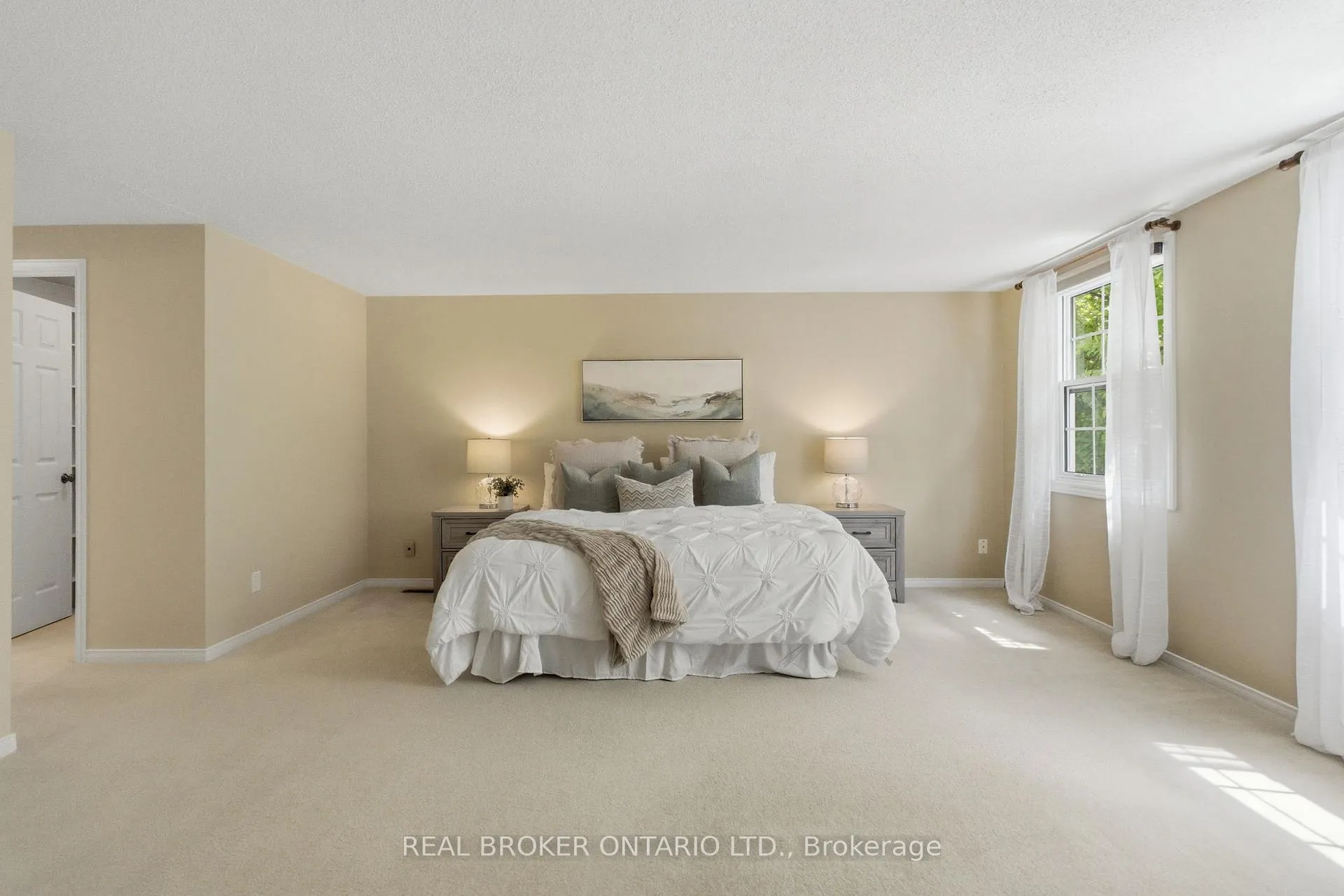 Photo 58 of 2241 Mansfield Drive, Burlington, Tyandaga — HOMEH