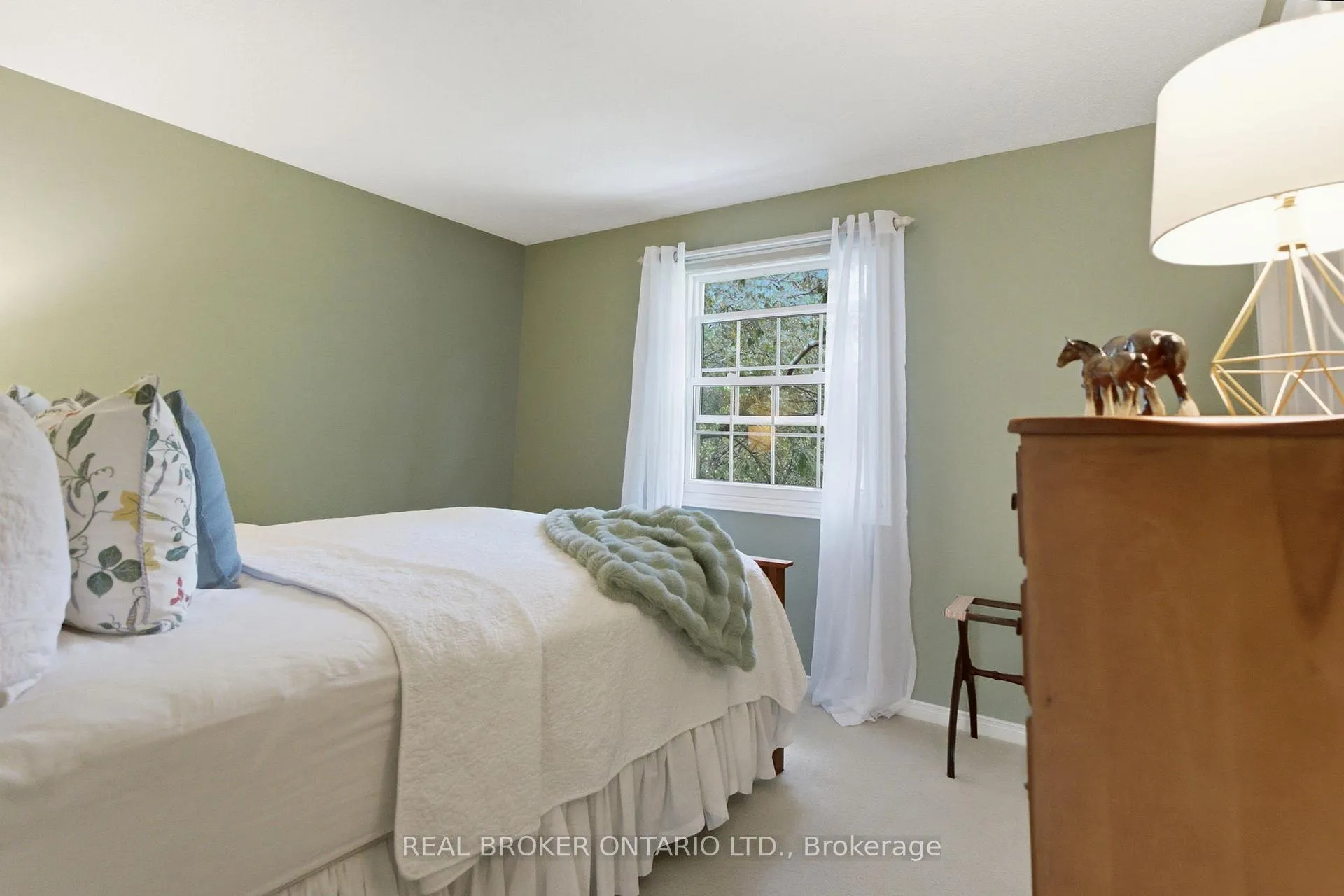 Photo 79 of 2241 Mansfield Drive, Burlington, Tyandaga — HOMEH