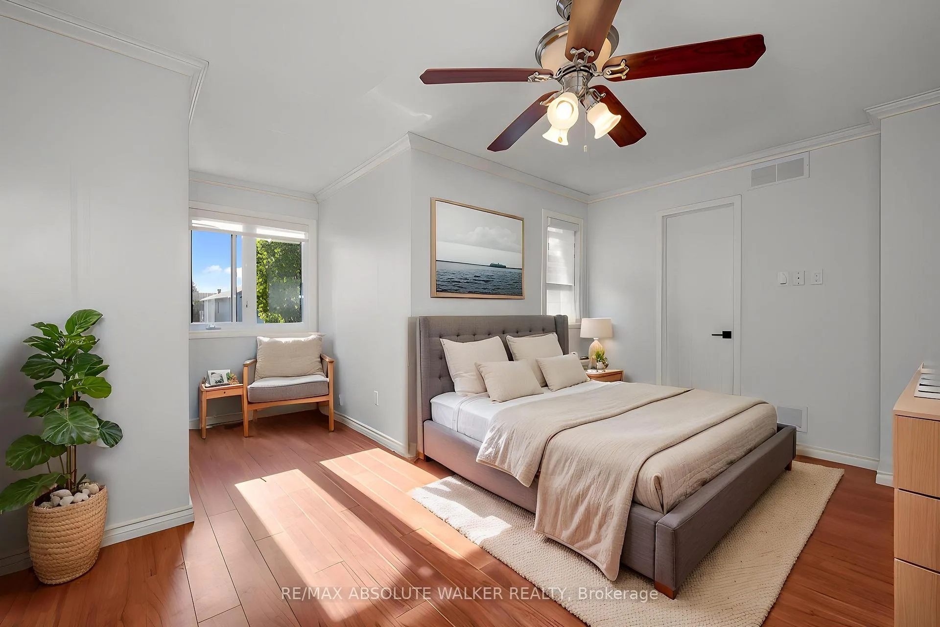 Photo 55 of 1824 Hennessy Crescent, Ottawa, Fallingbrook/Gardenway South — HOMEH