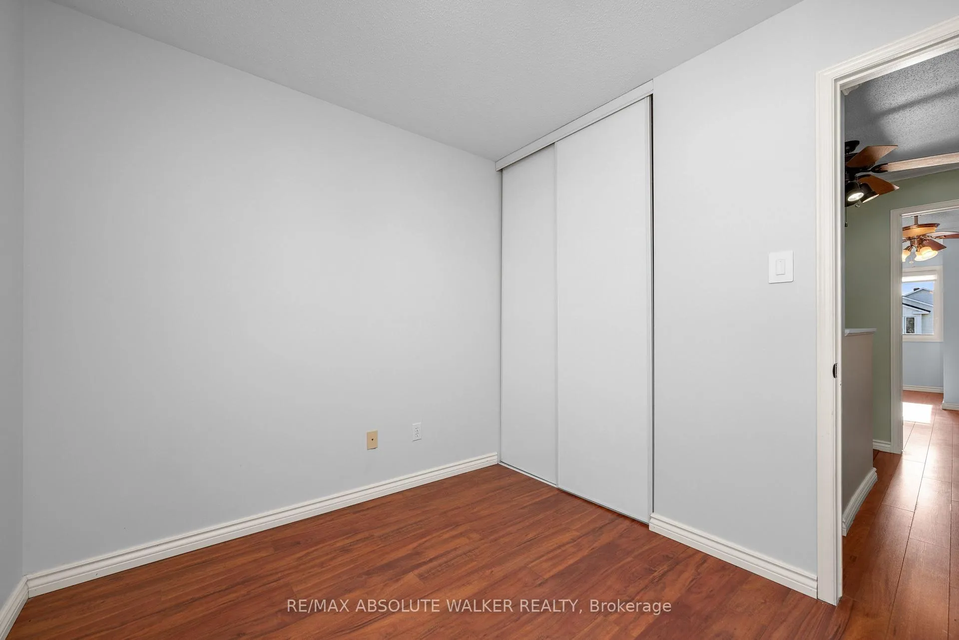 Photo 78 of 1824 Hennessy Crescent, Ottawa, Fallingbrook/Gardenway South — HOMEH