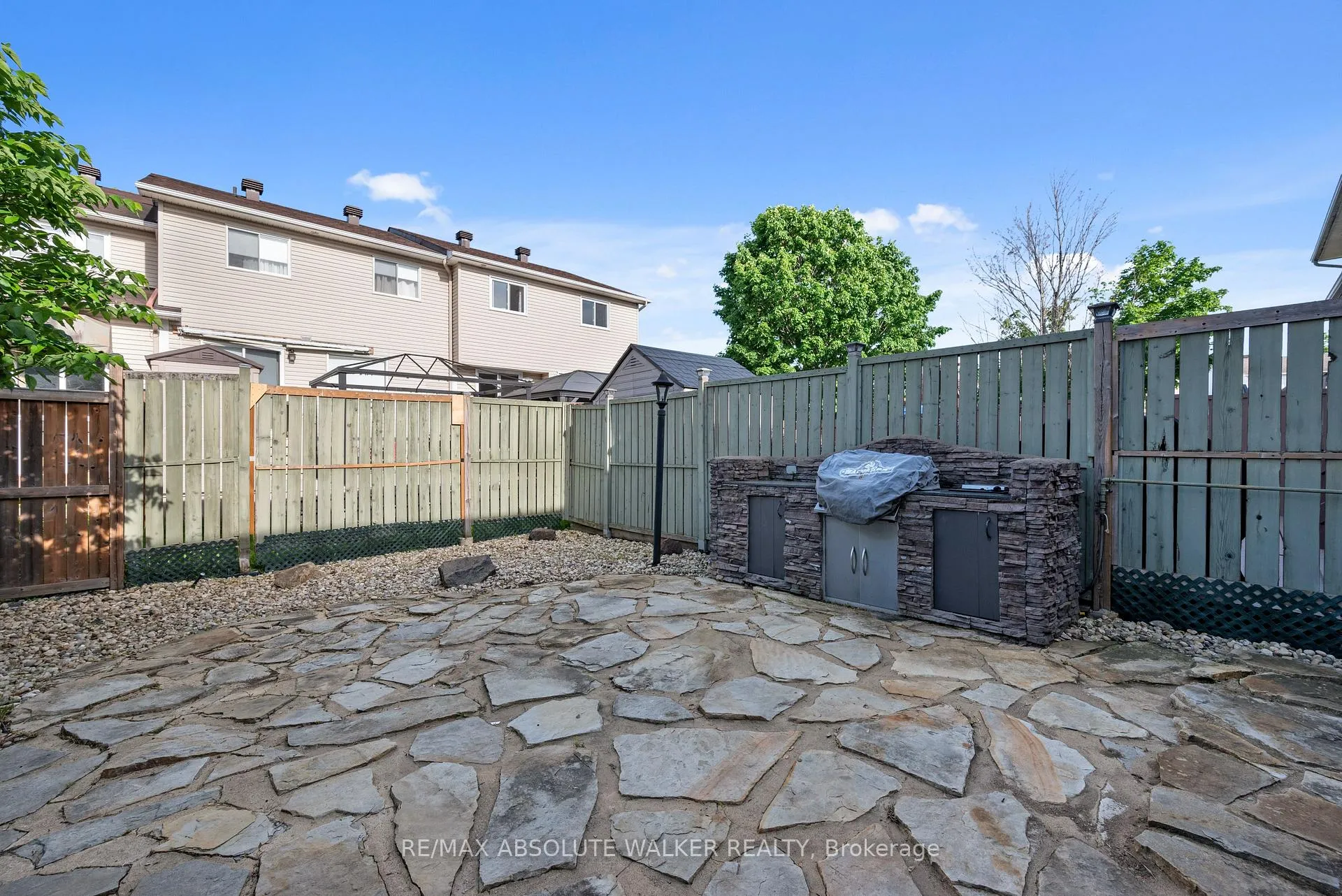 Photo 94 of 1824 Hennessy Crescent, Ottawa, Fallingbrook/Gardenway South — HOMEH