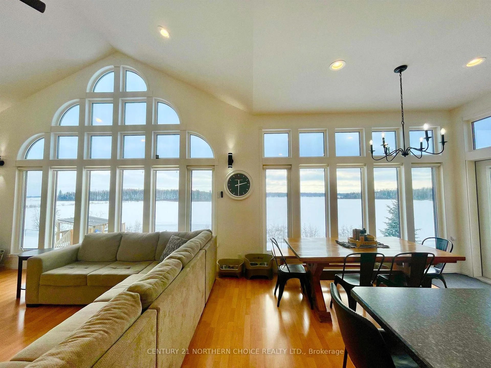 Photo 4 of 100 Edgewater Drive, Dryden, Edgewater Terrace — HOMEH