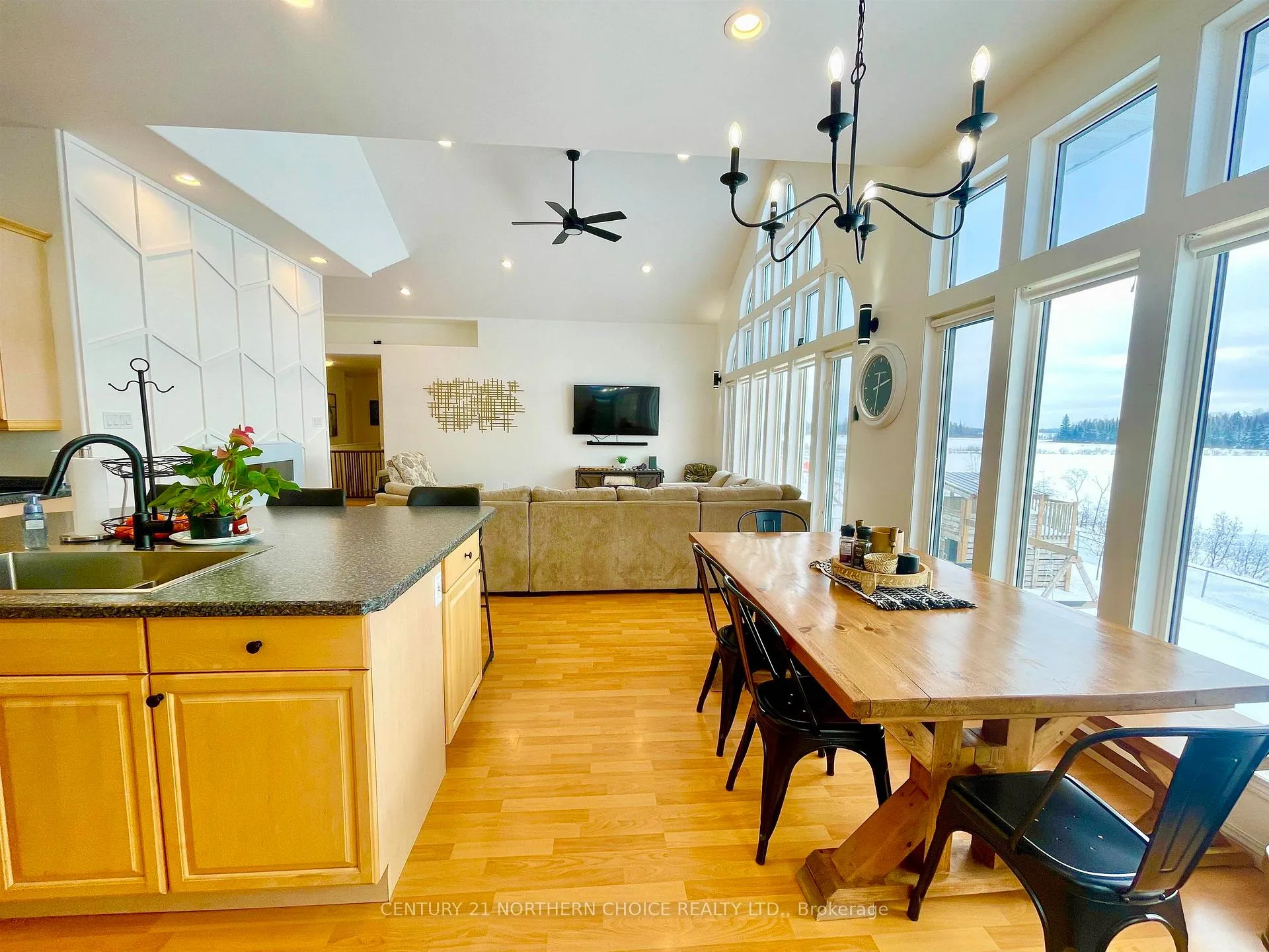 Photo 10 of 100 Edgewater Drive, Dryden, Edgewater Terrace — HOMEH