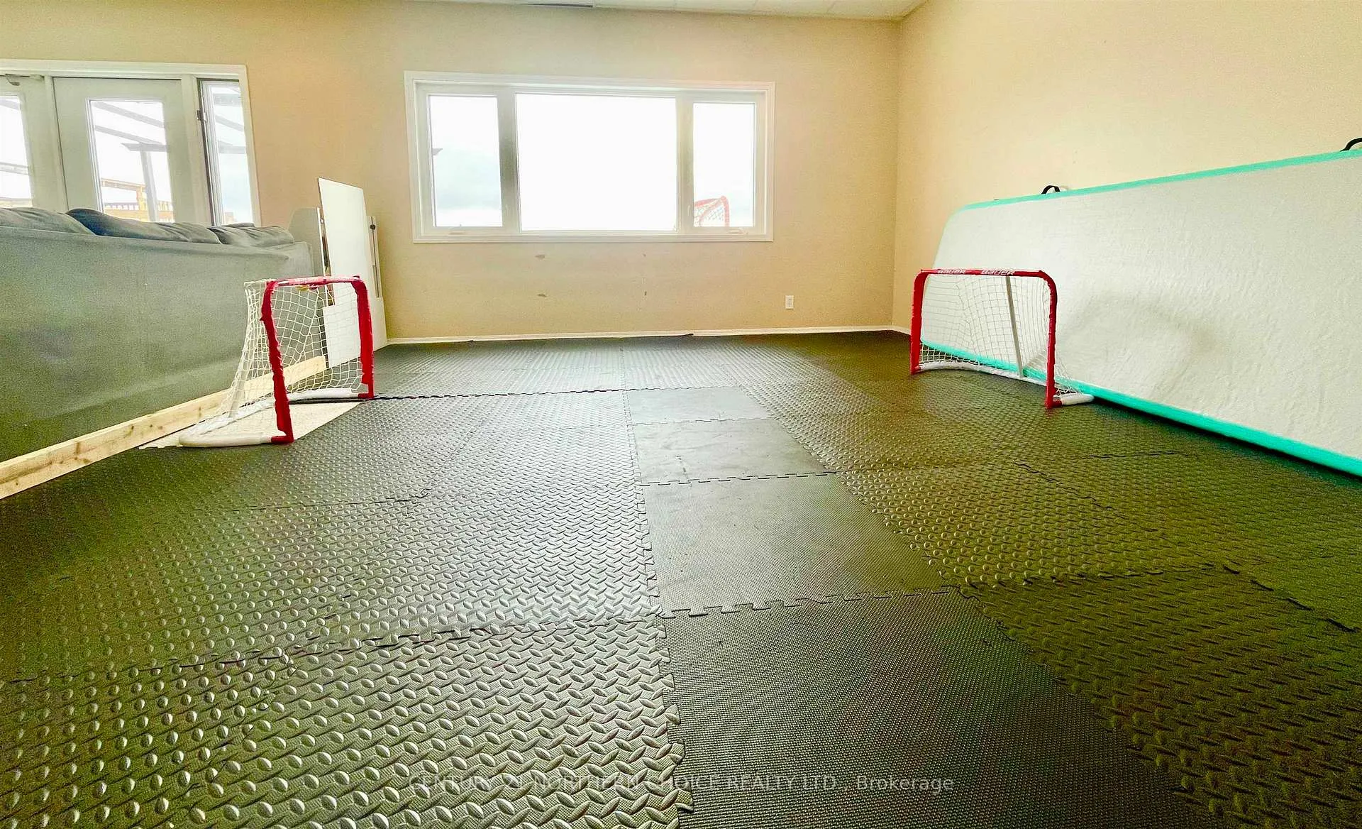 Photo 38 of 100 Edgewater Drive, Dryden, Edgewater Terrace — HOMEH