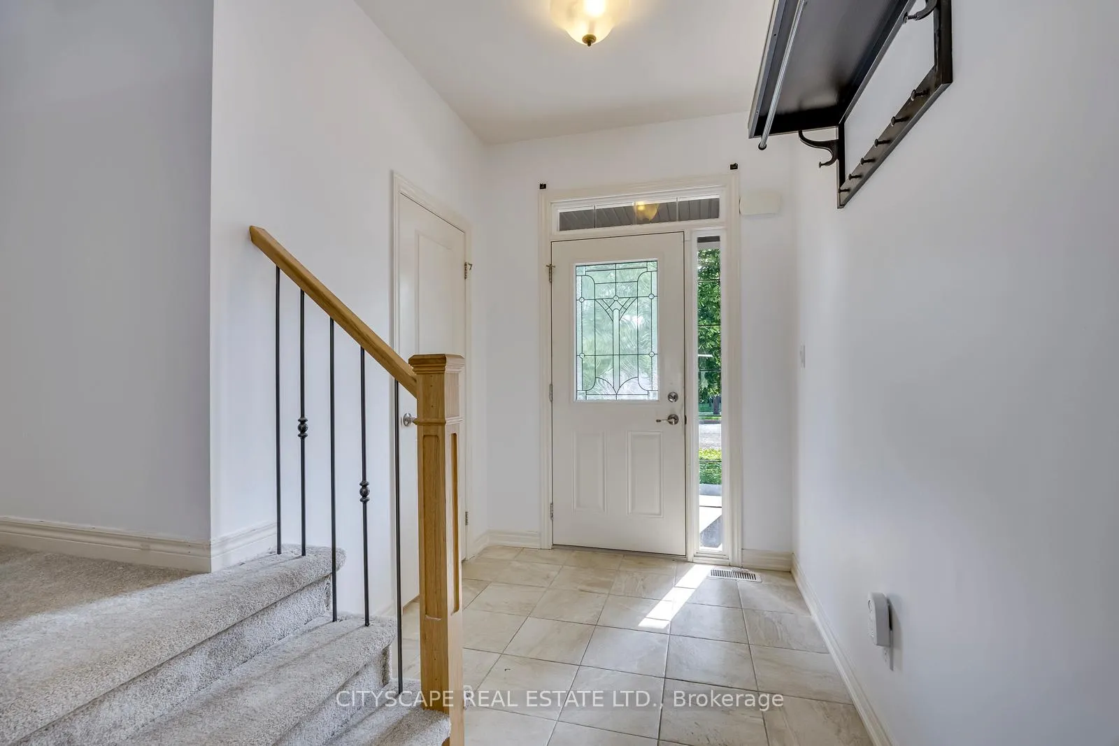Photo 8 of 31 Glory Hill Road, St. Catharines, Oakdale — HOMEH